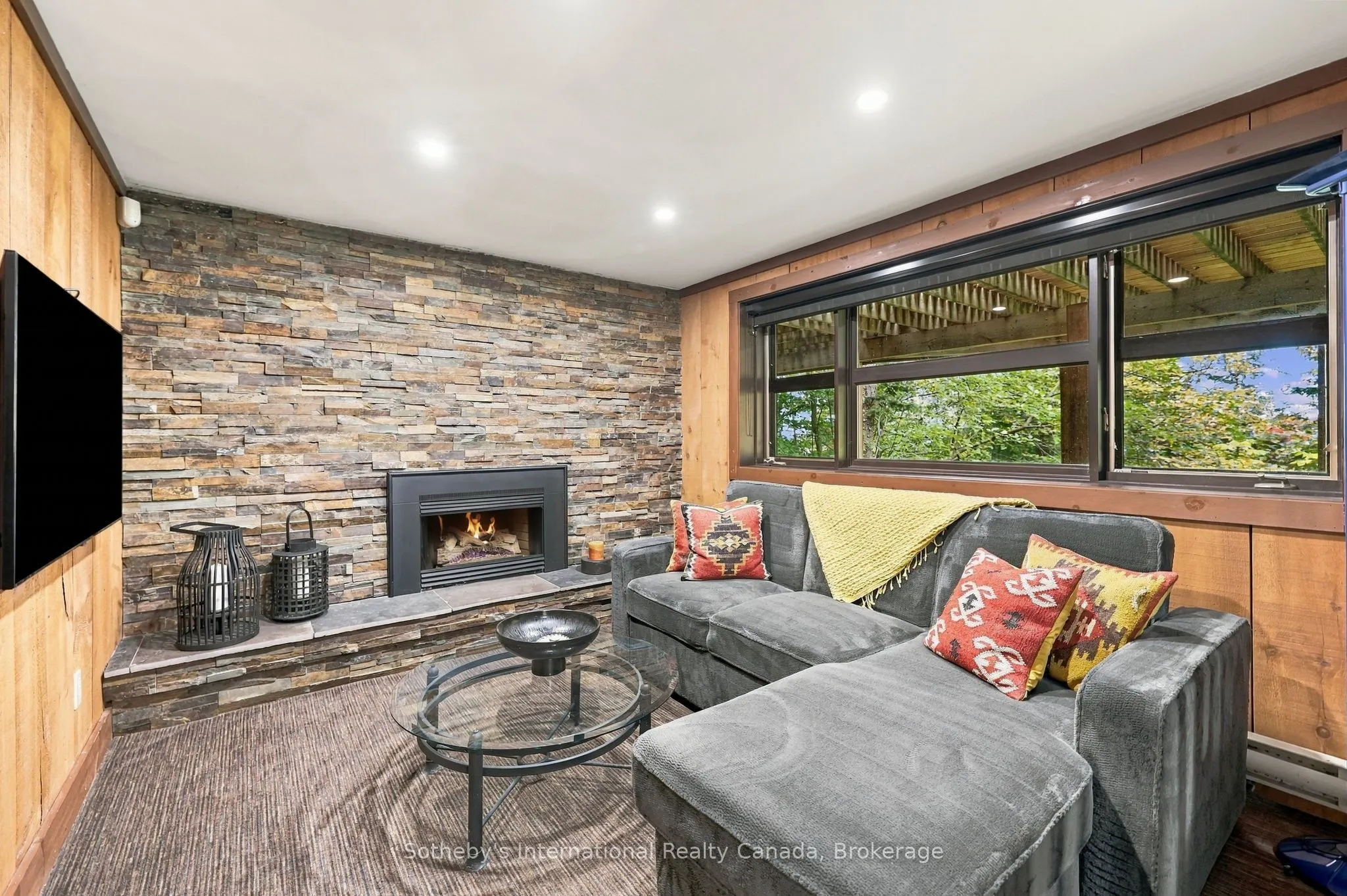 146 Chamonix Crescent