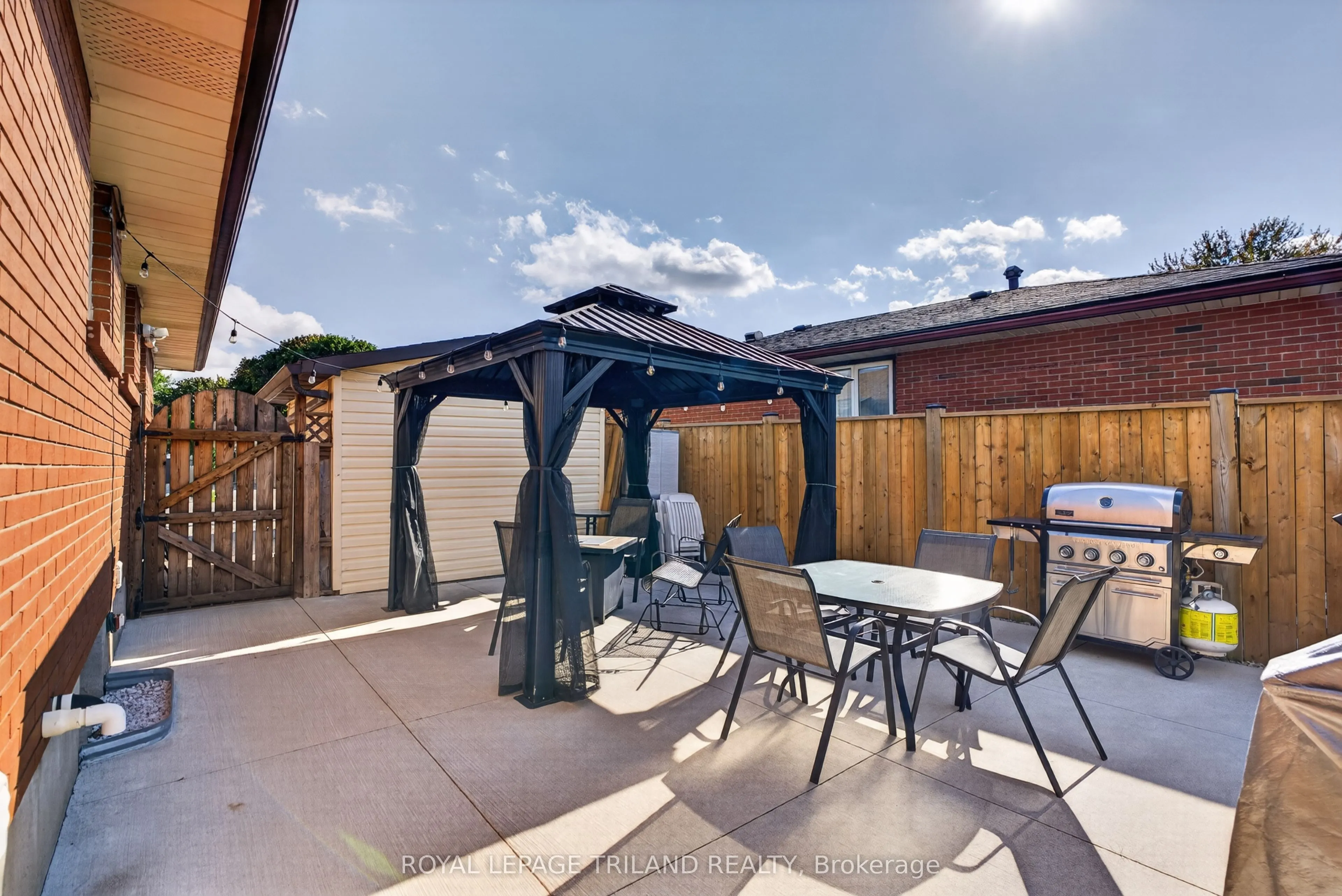 21 Jena Crescent