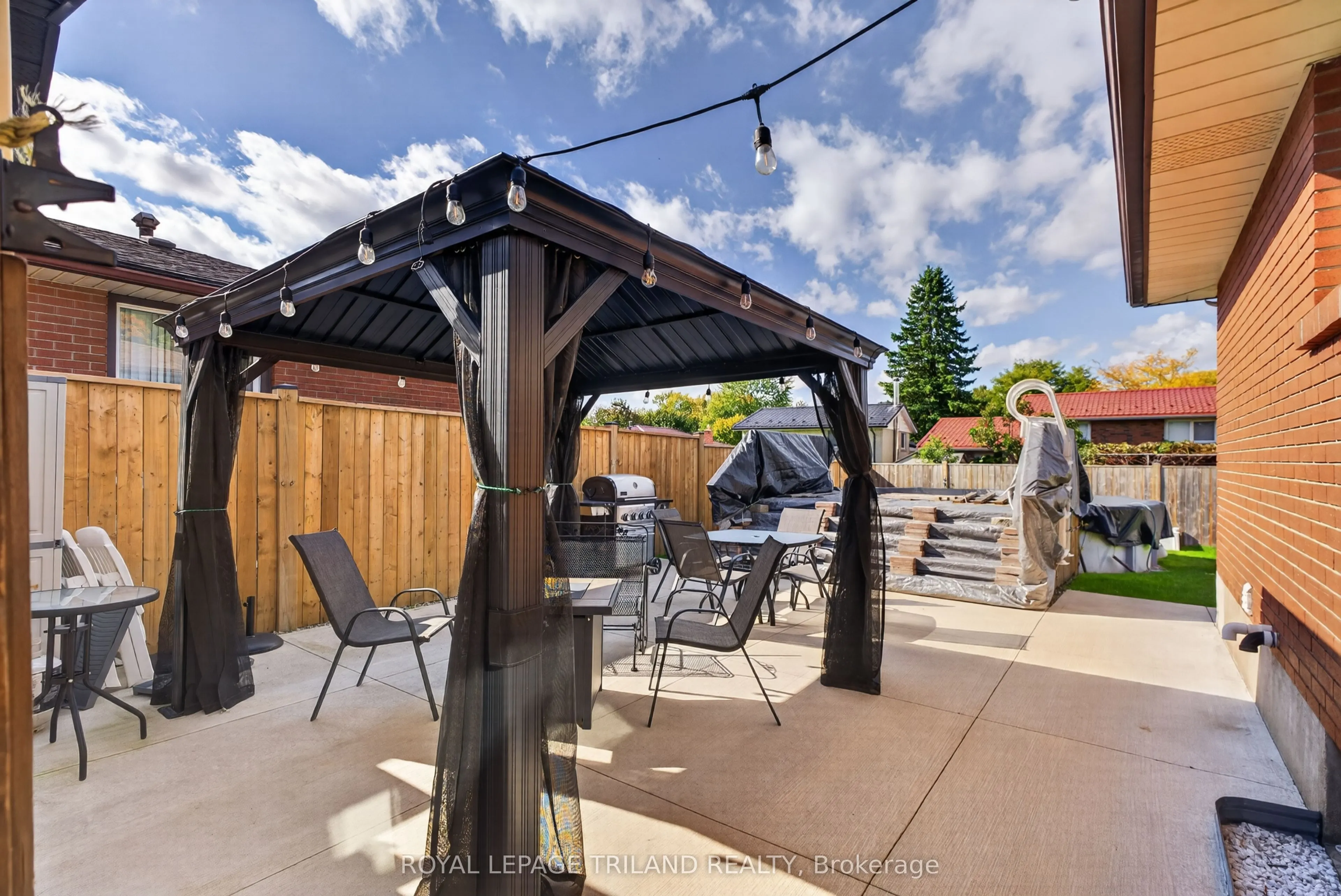 21 Jena Crescent