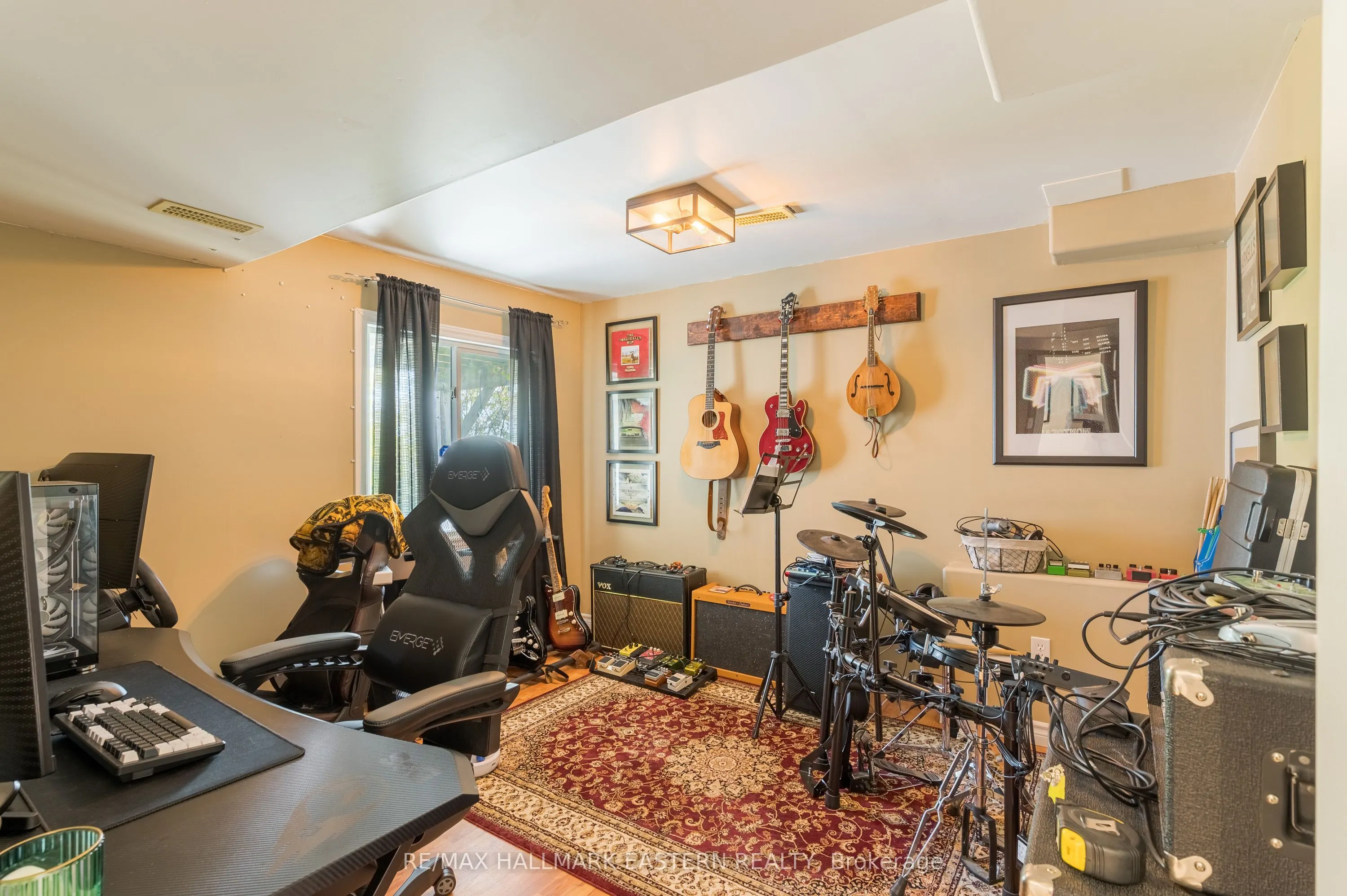 688 Trailview Drive