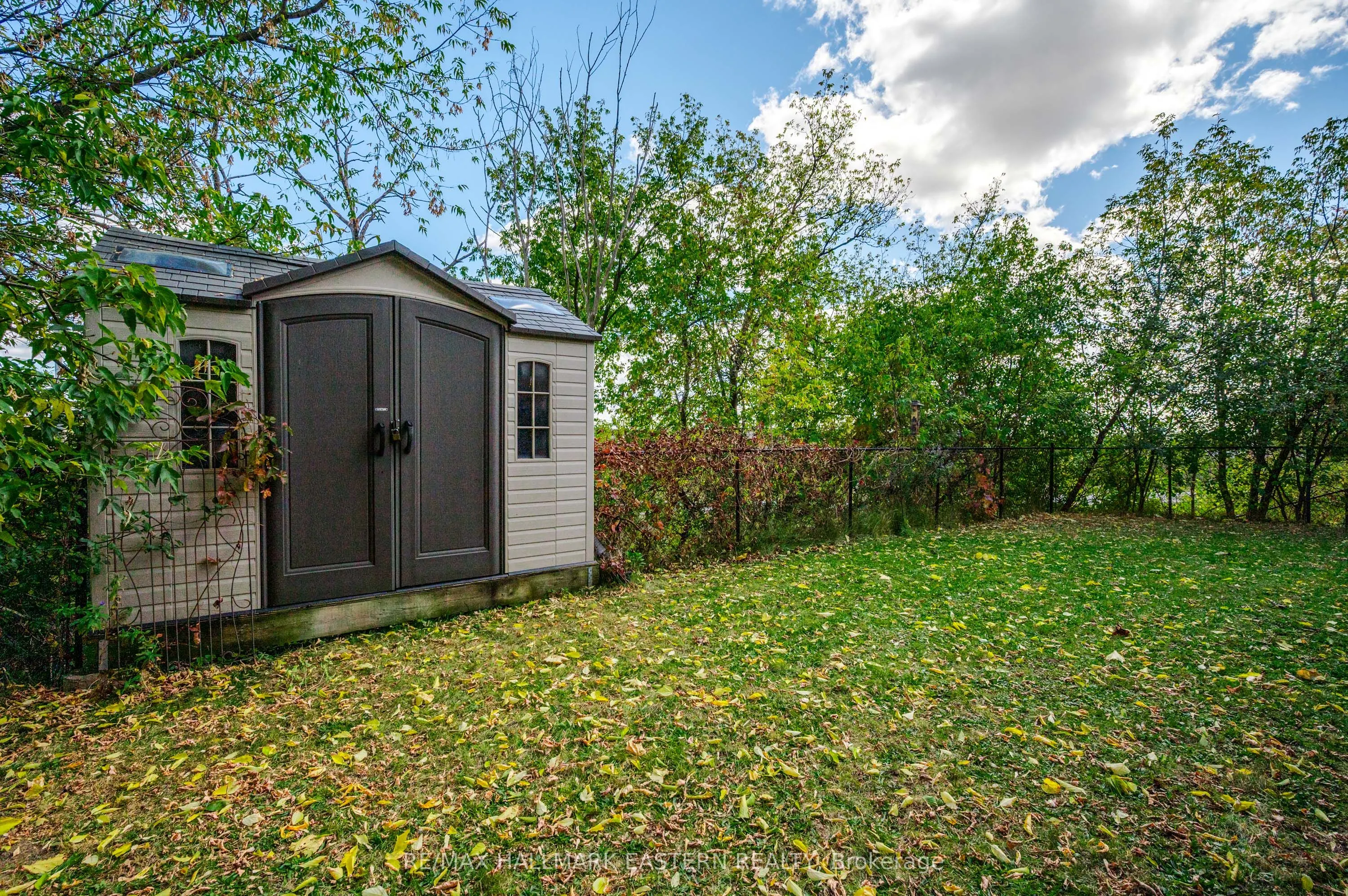 688 Trailview Drive