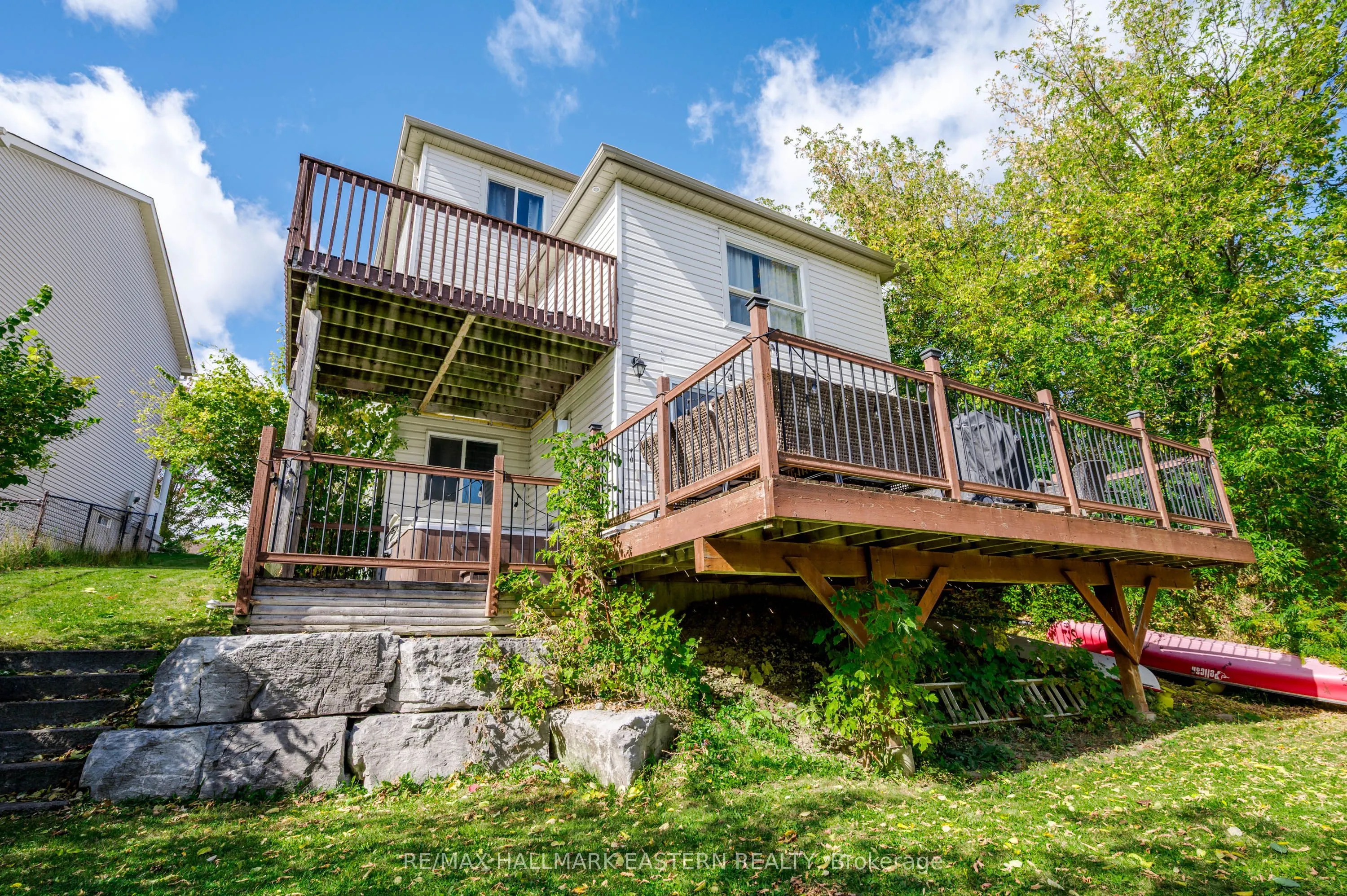 688 Trailview Drive