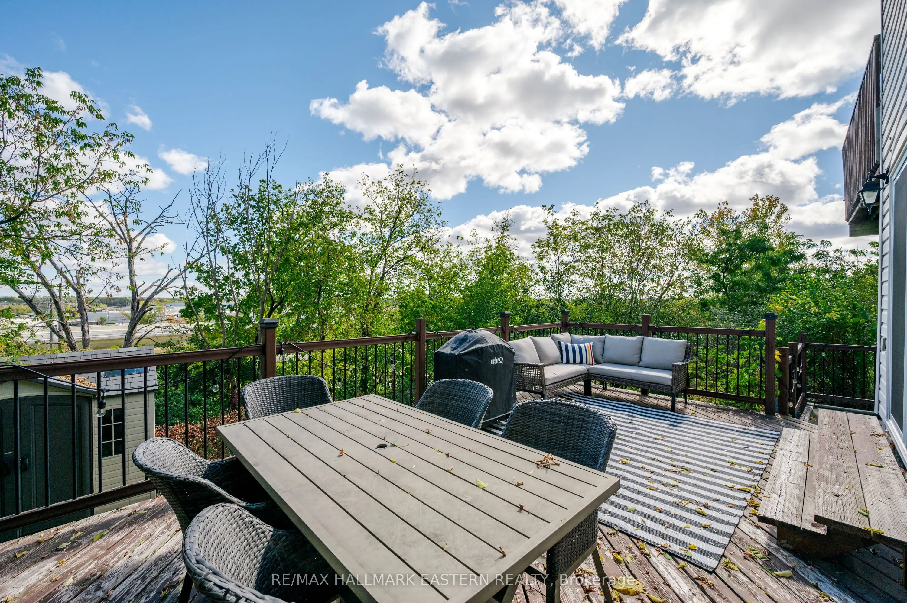 688 Trailview Drive