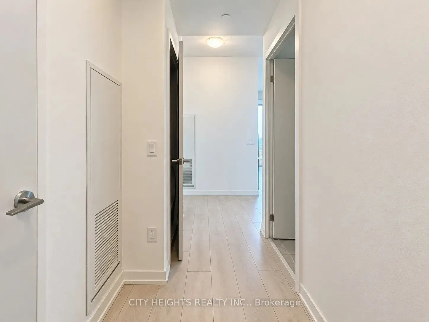 55 Duke Street W #2202