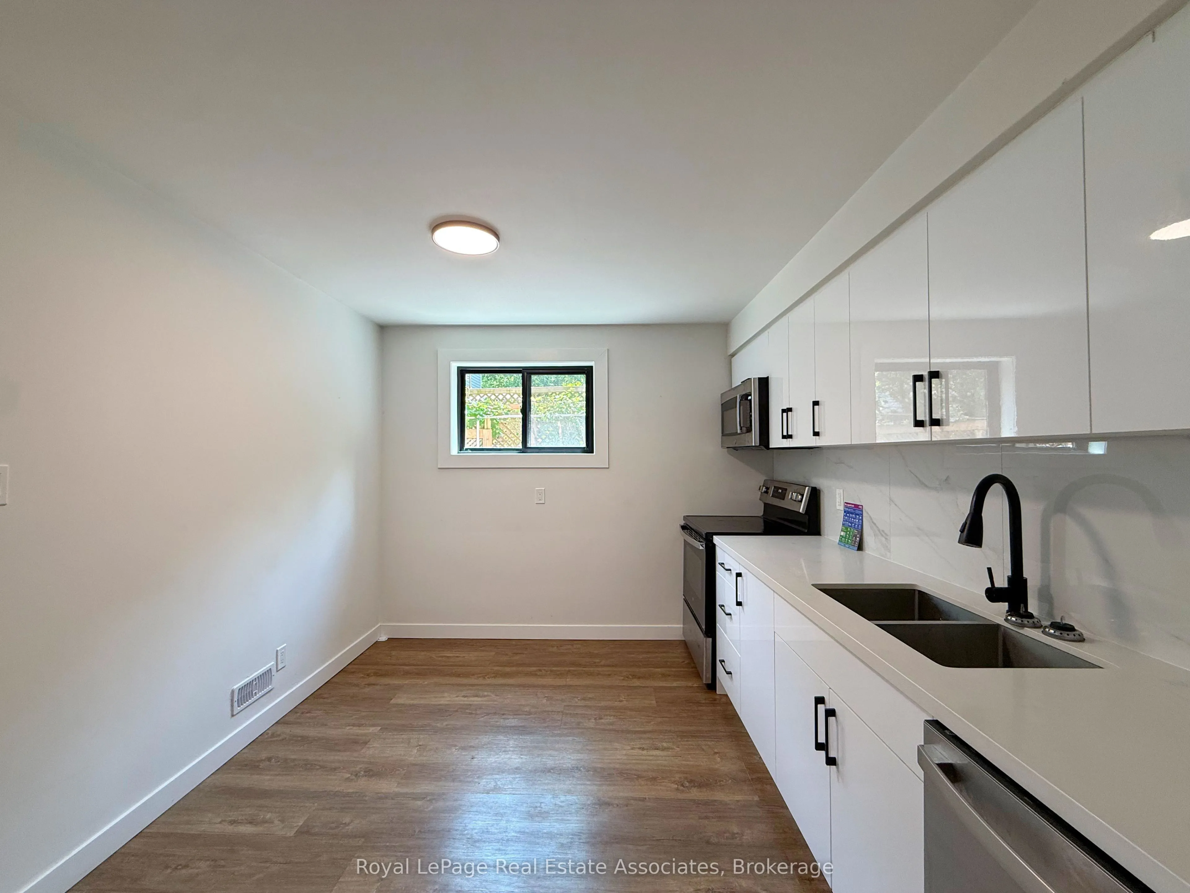 171 Huron Street #2