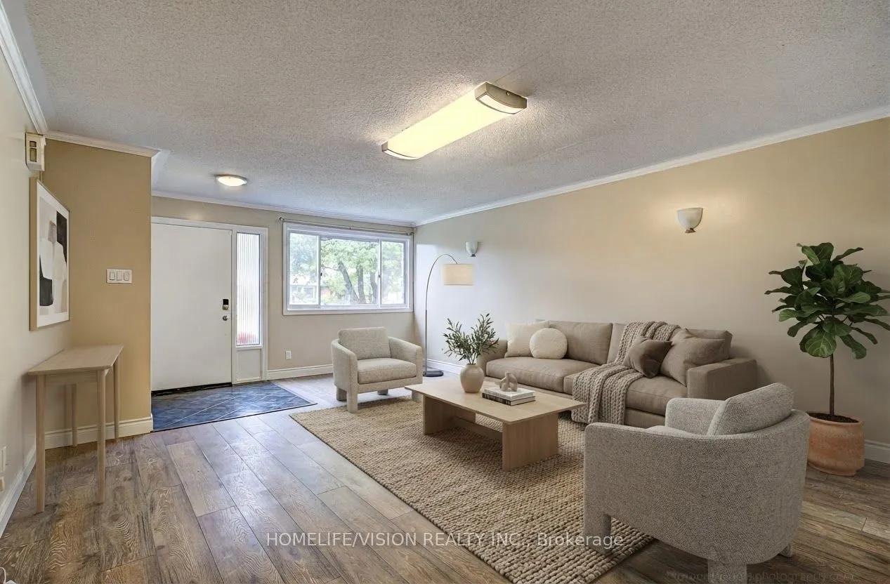 25 Radcliffe Drive