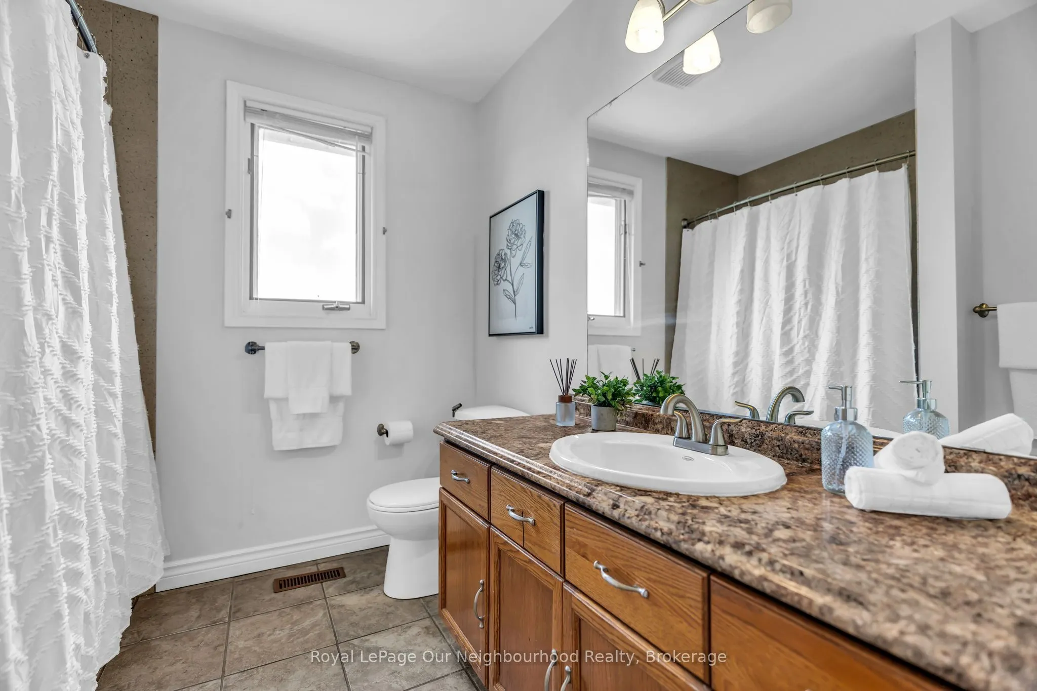 135 Kanata Crescent