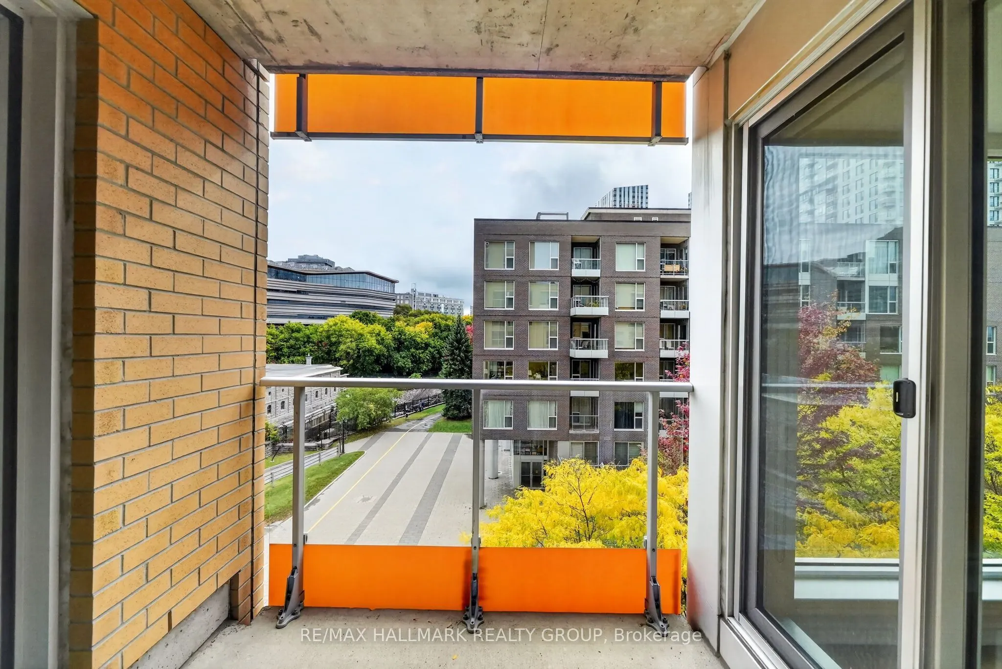 250 Lett Street #405