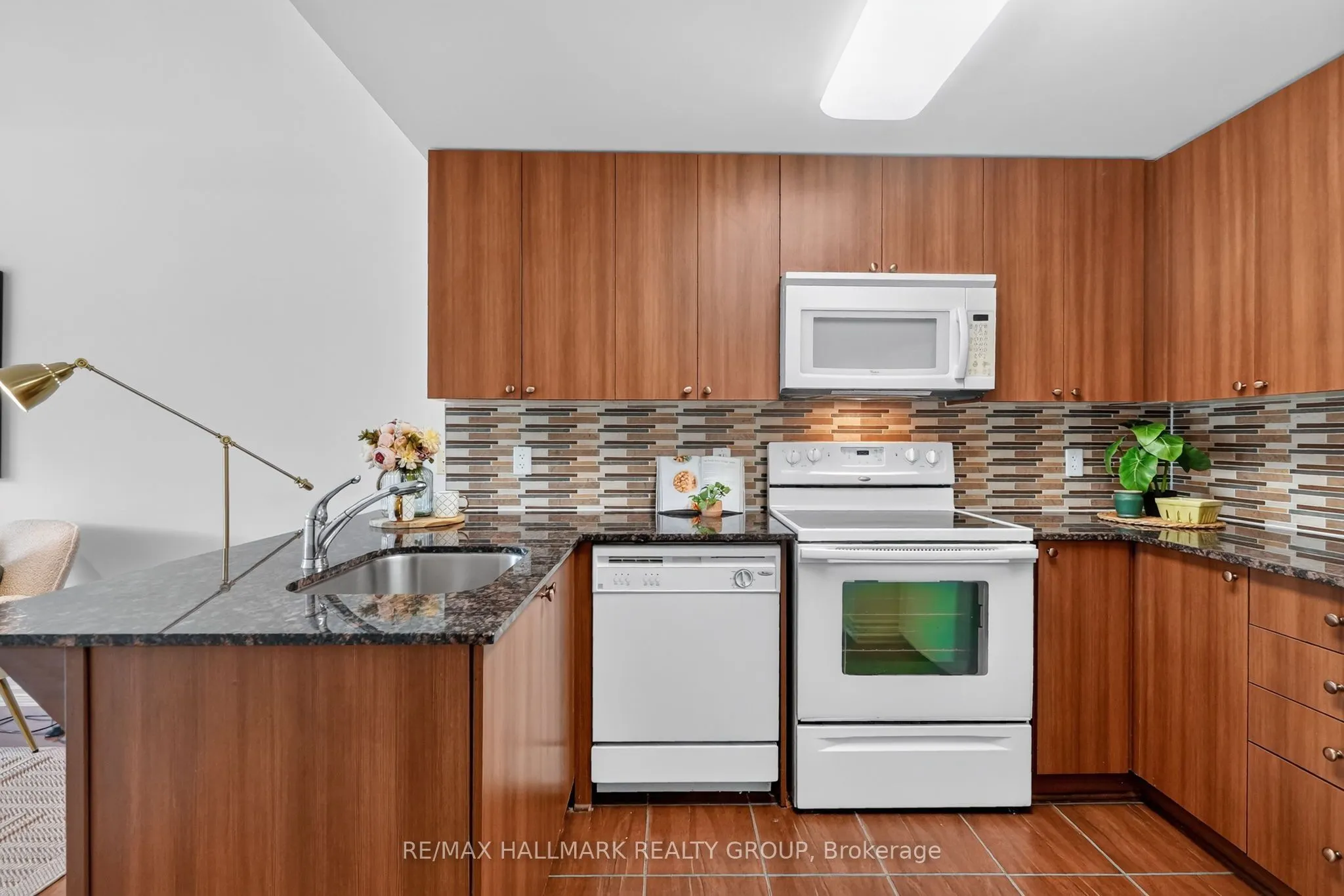 250 Lett Street #405