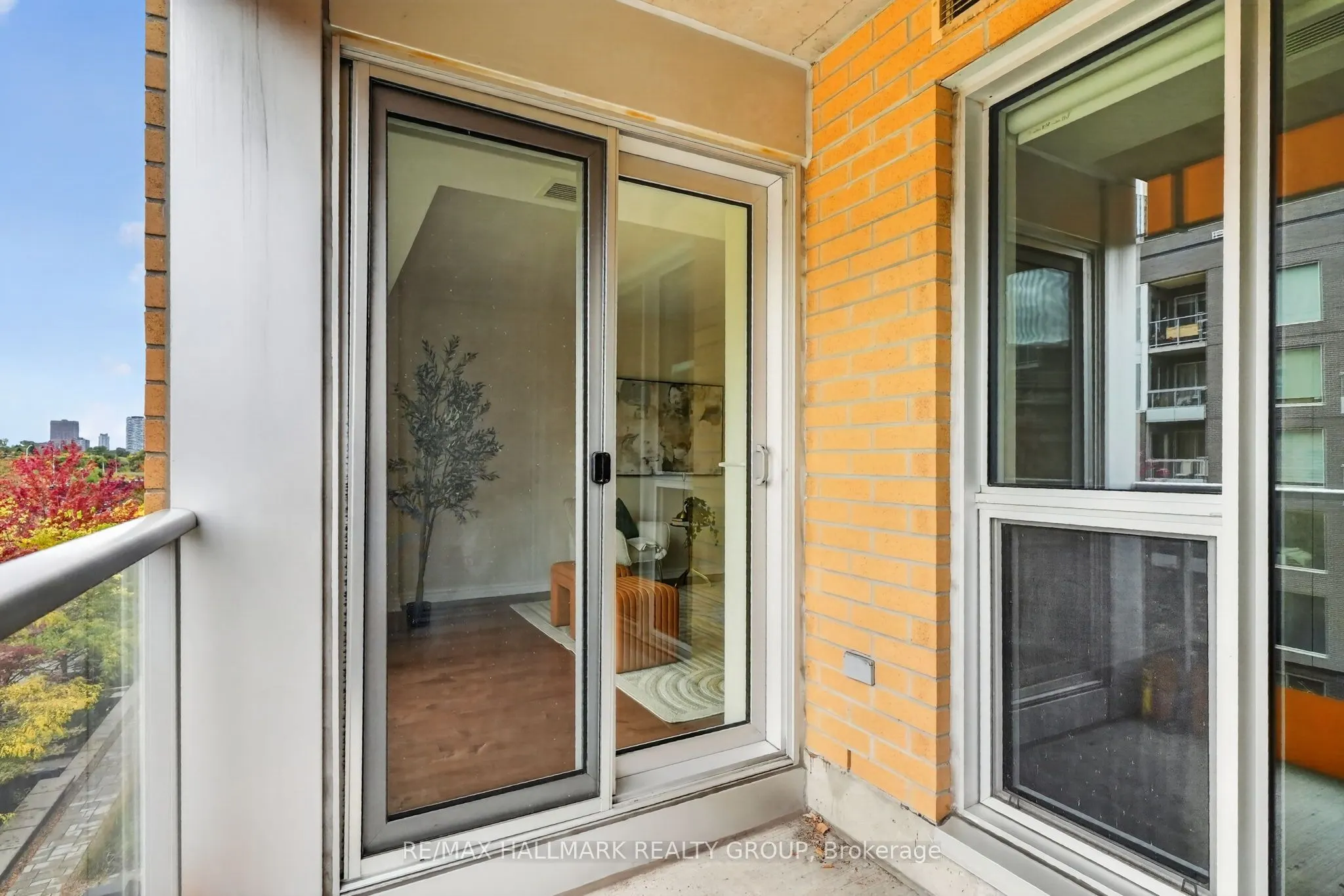 250 Lett Street #405