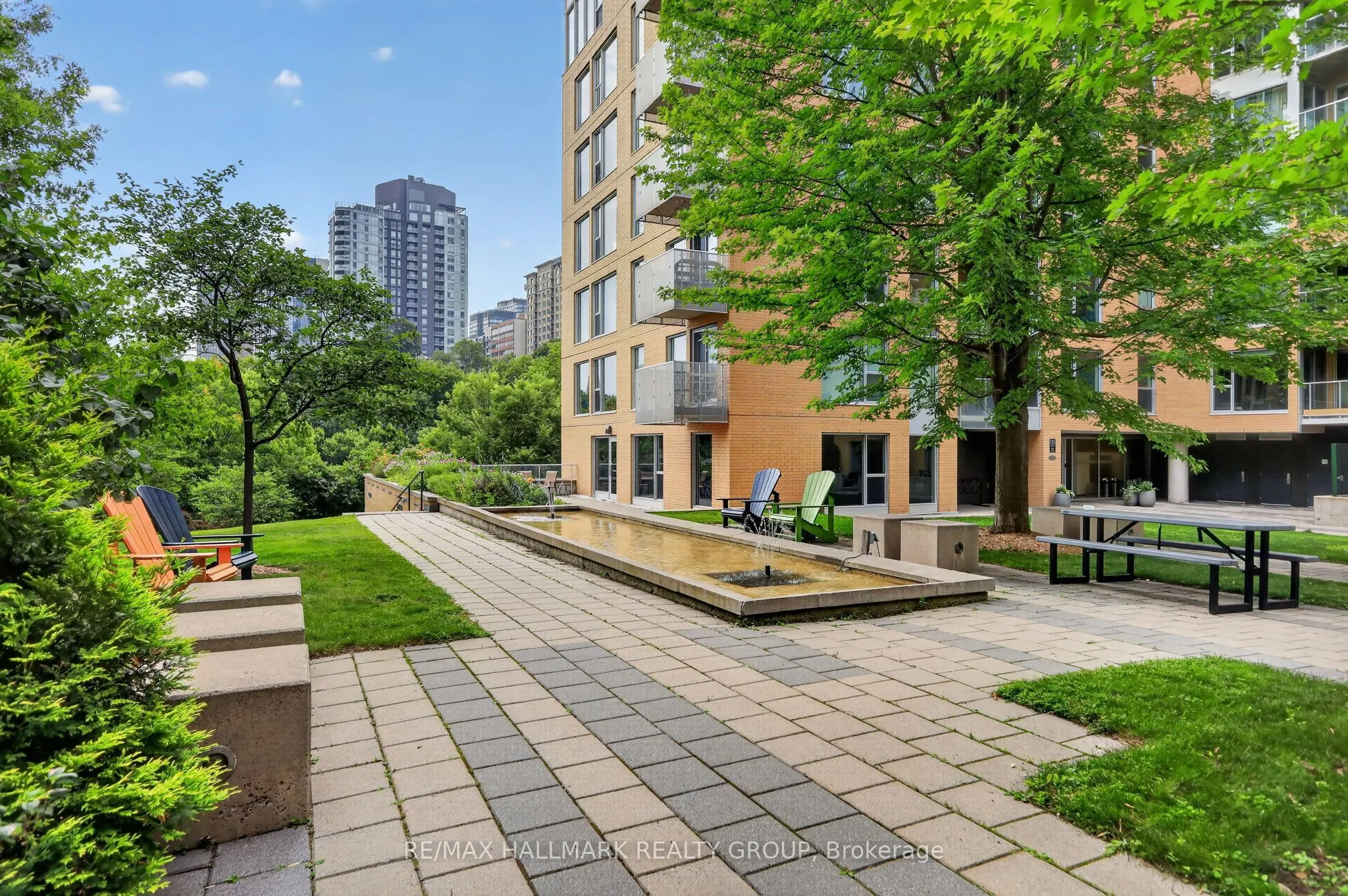 250 Lett Street #405