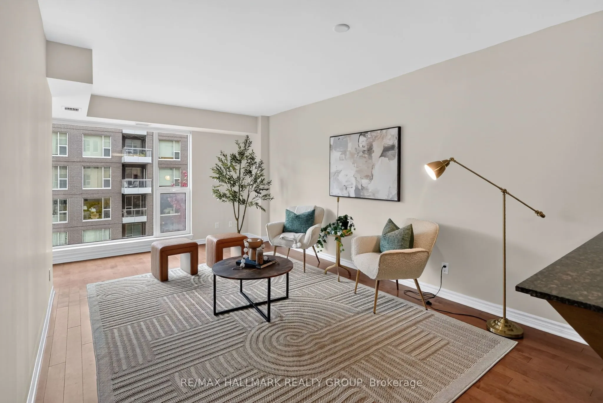 250 Lett Street #405