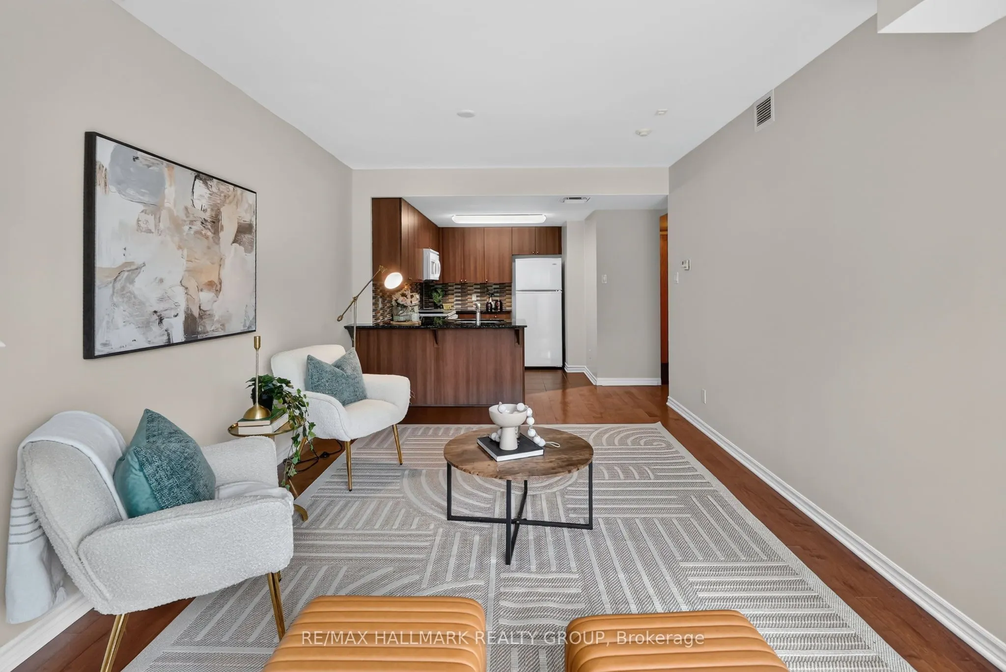 250 Lett Street #405