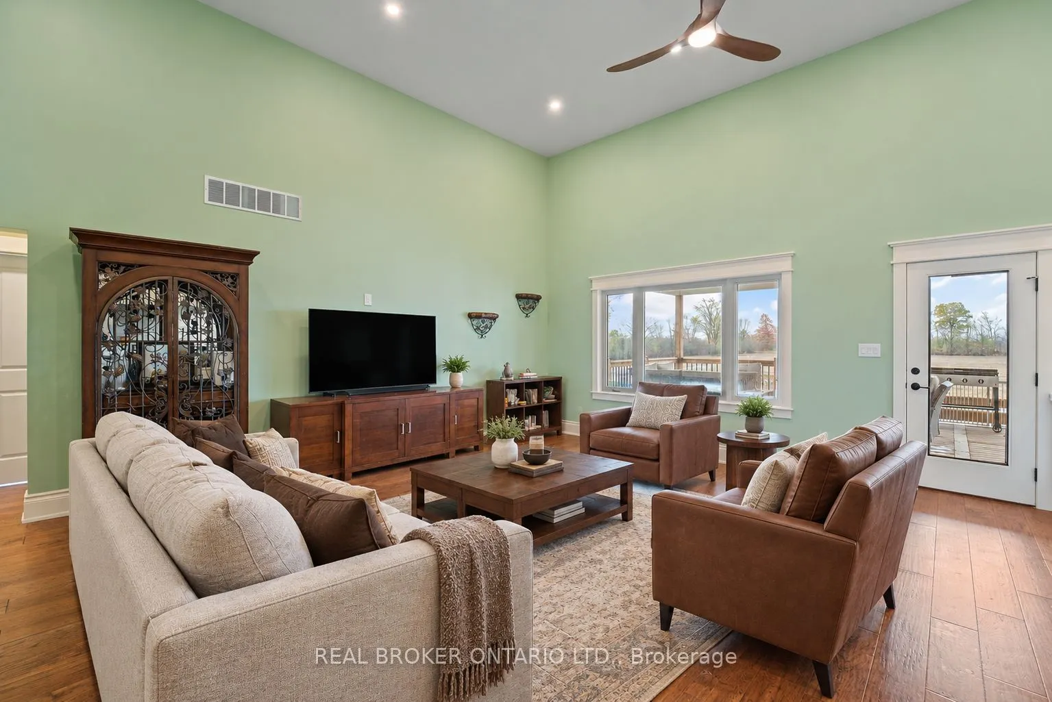 3809 Netherby Road