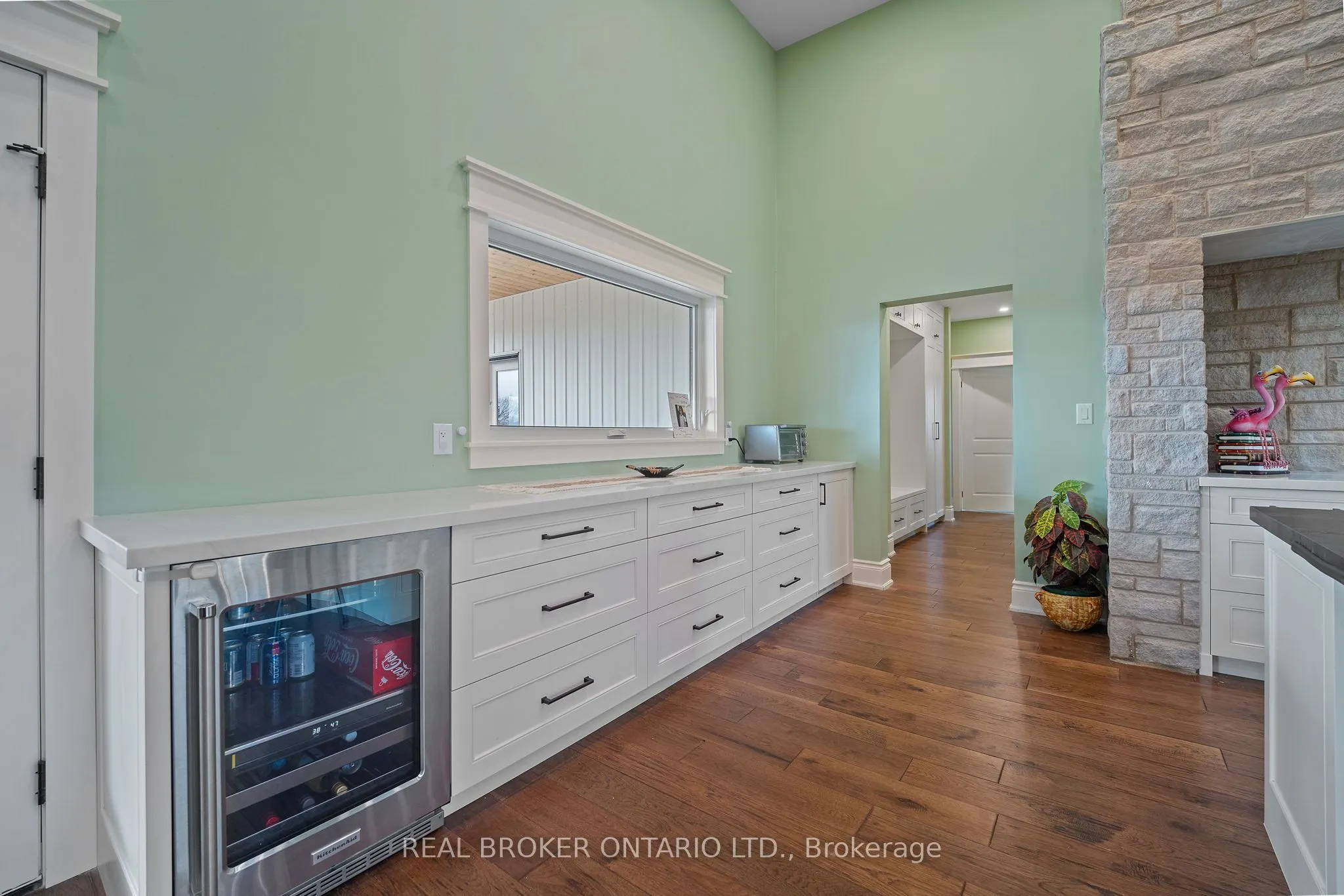 3809 Netherby Road