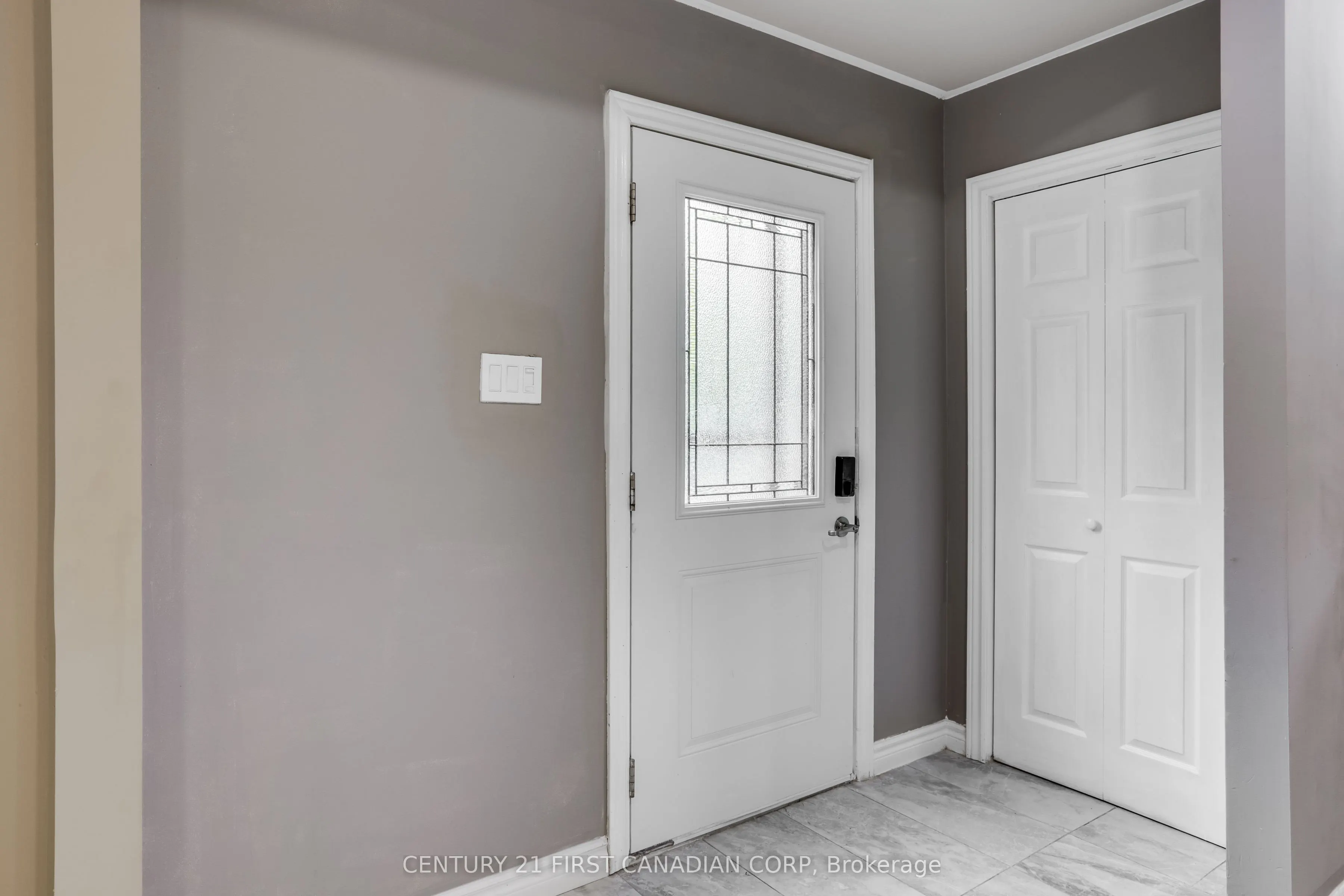 63 Renny Crescent #MAIN