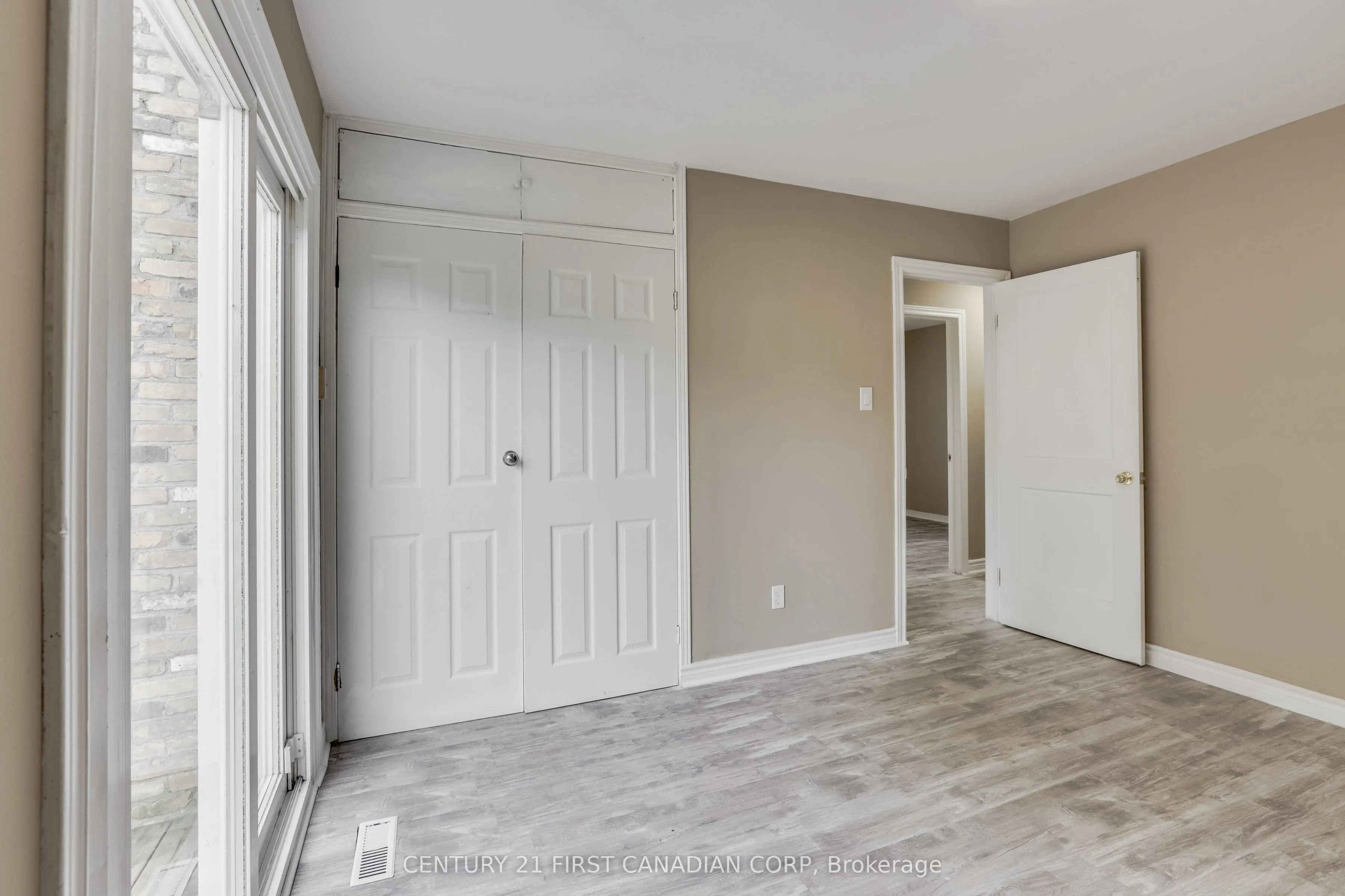 63 Renny Crescent #MAIN