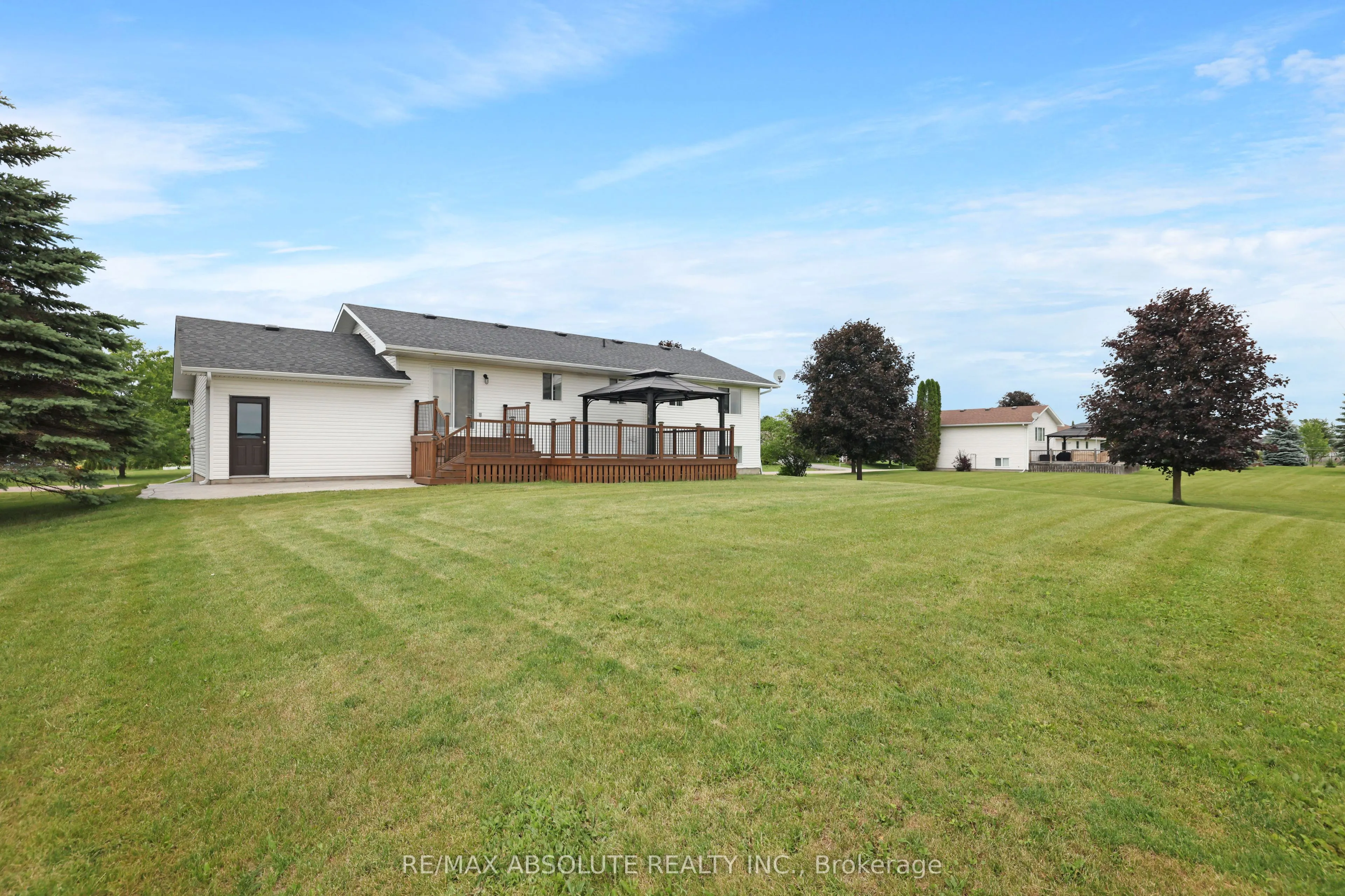 14 Riley Crescent