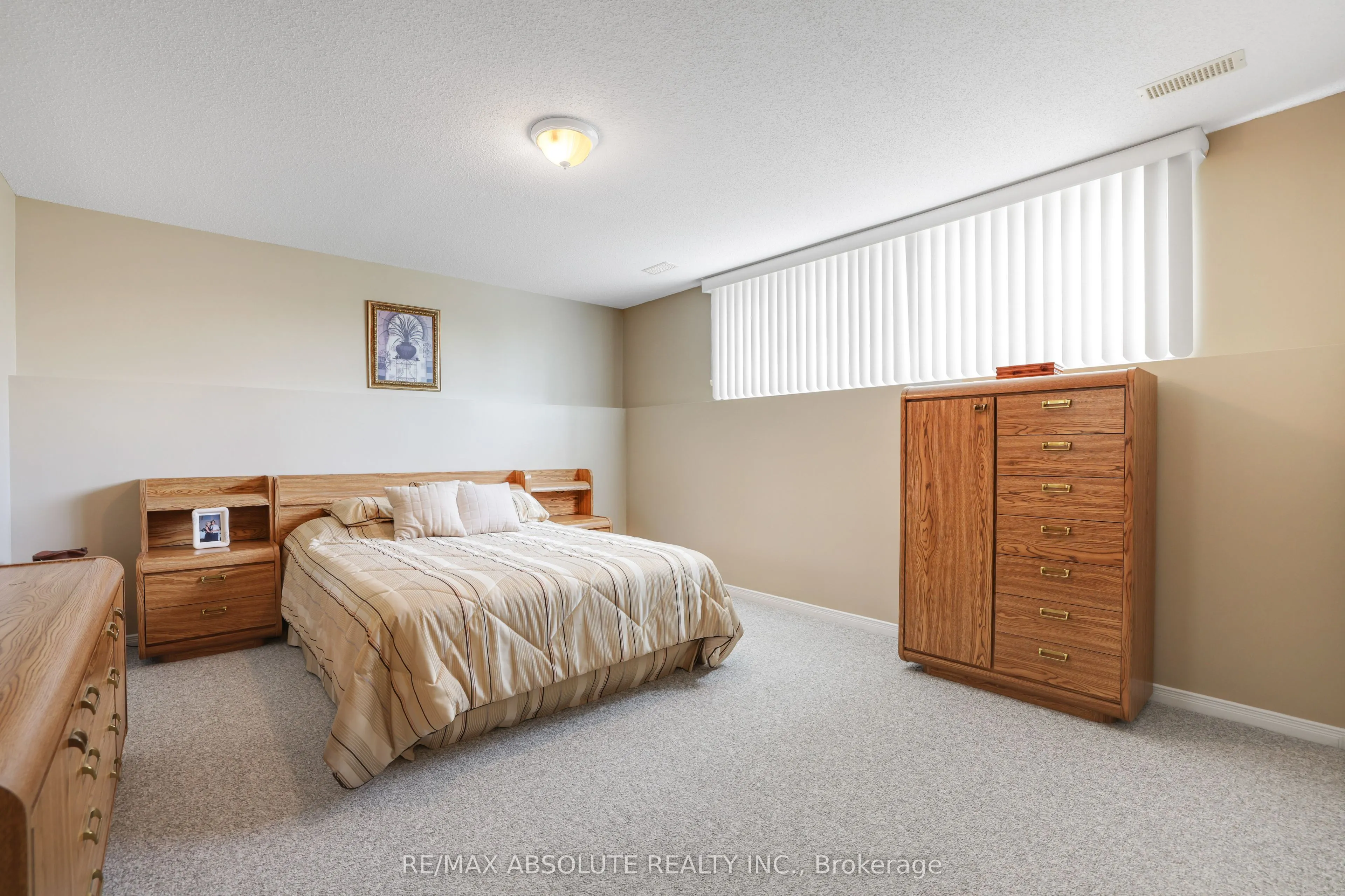14 Riley Crescent