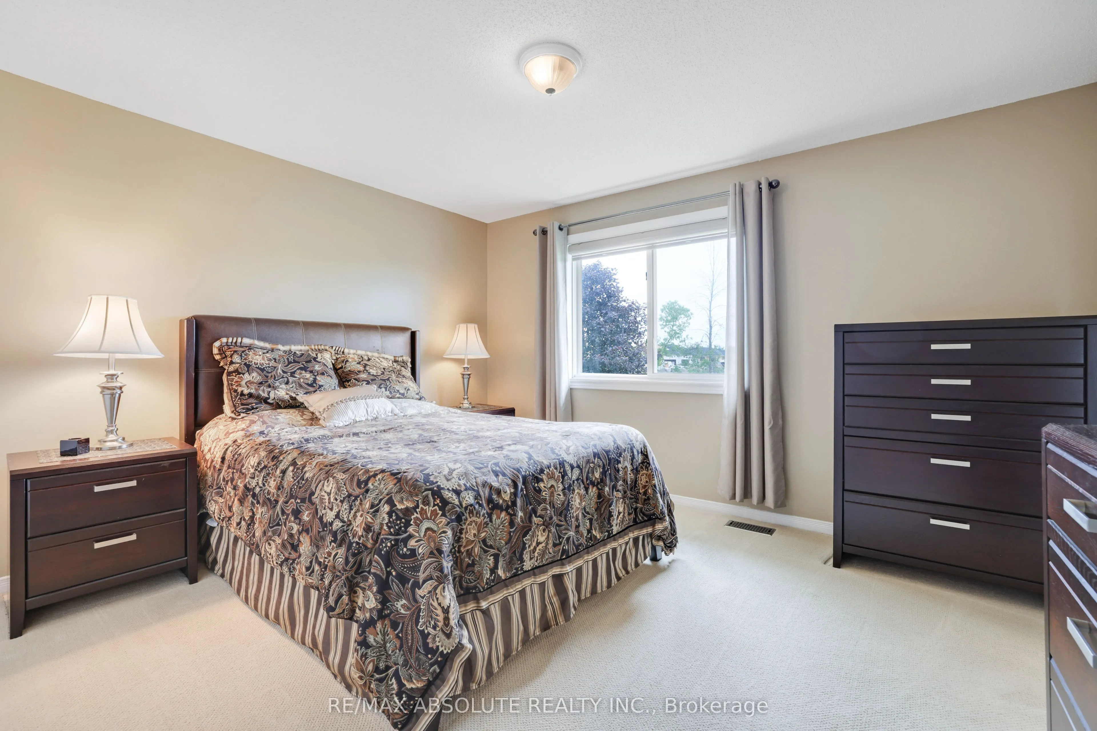 14 Riley Crescent