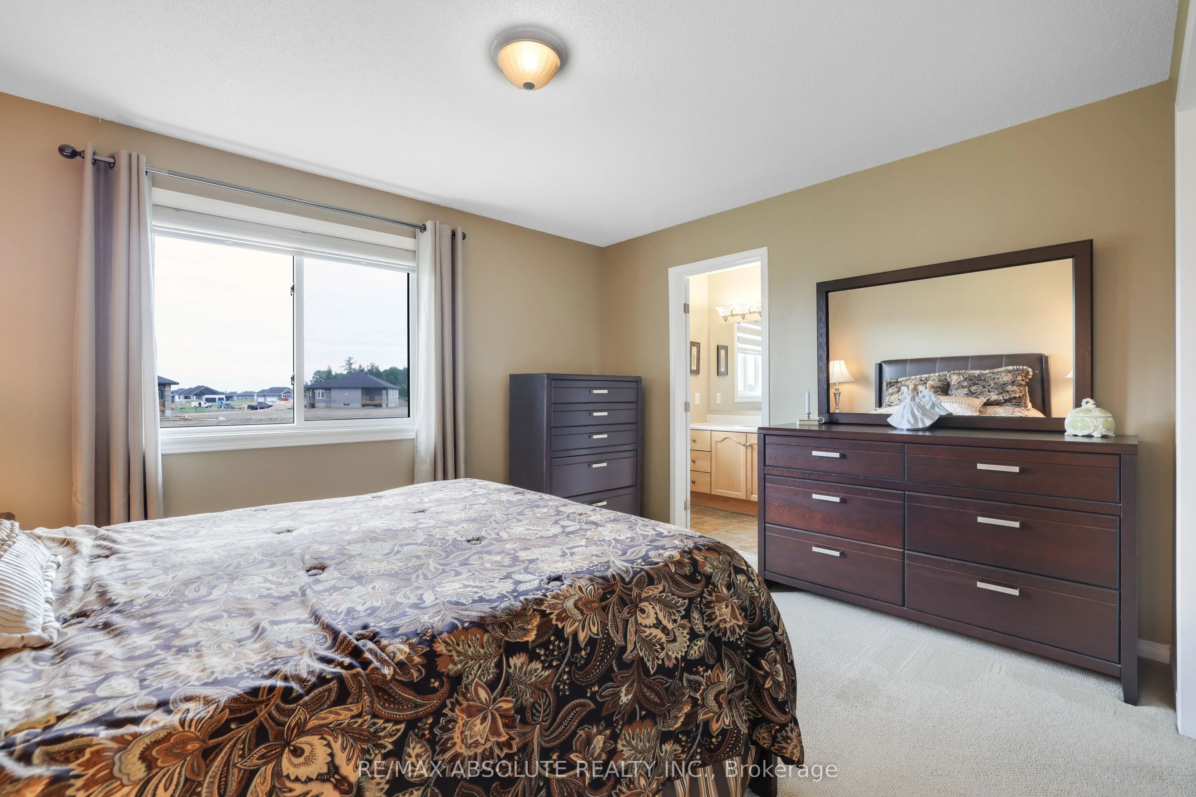14 Riley Crescent