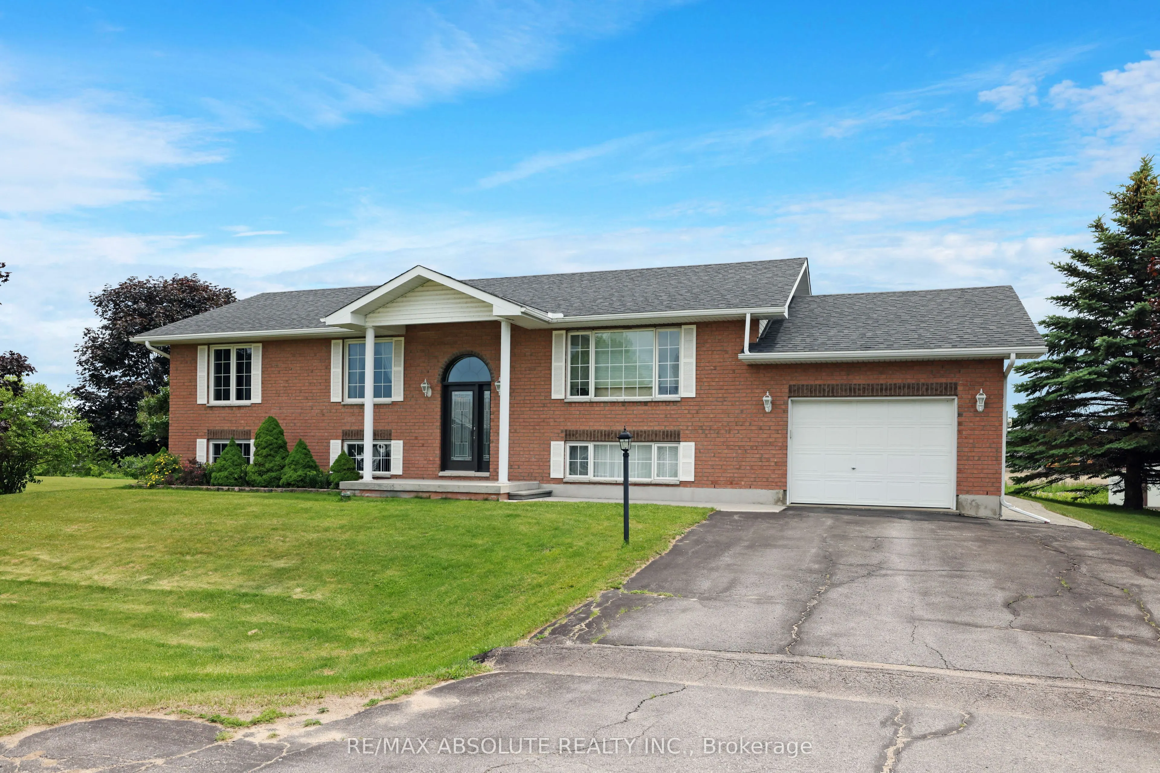 14 Riley Crescent
