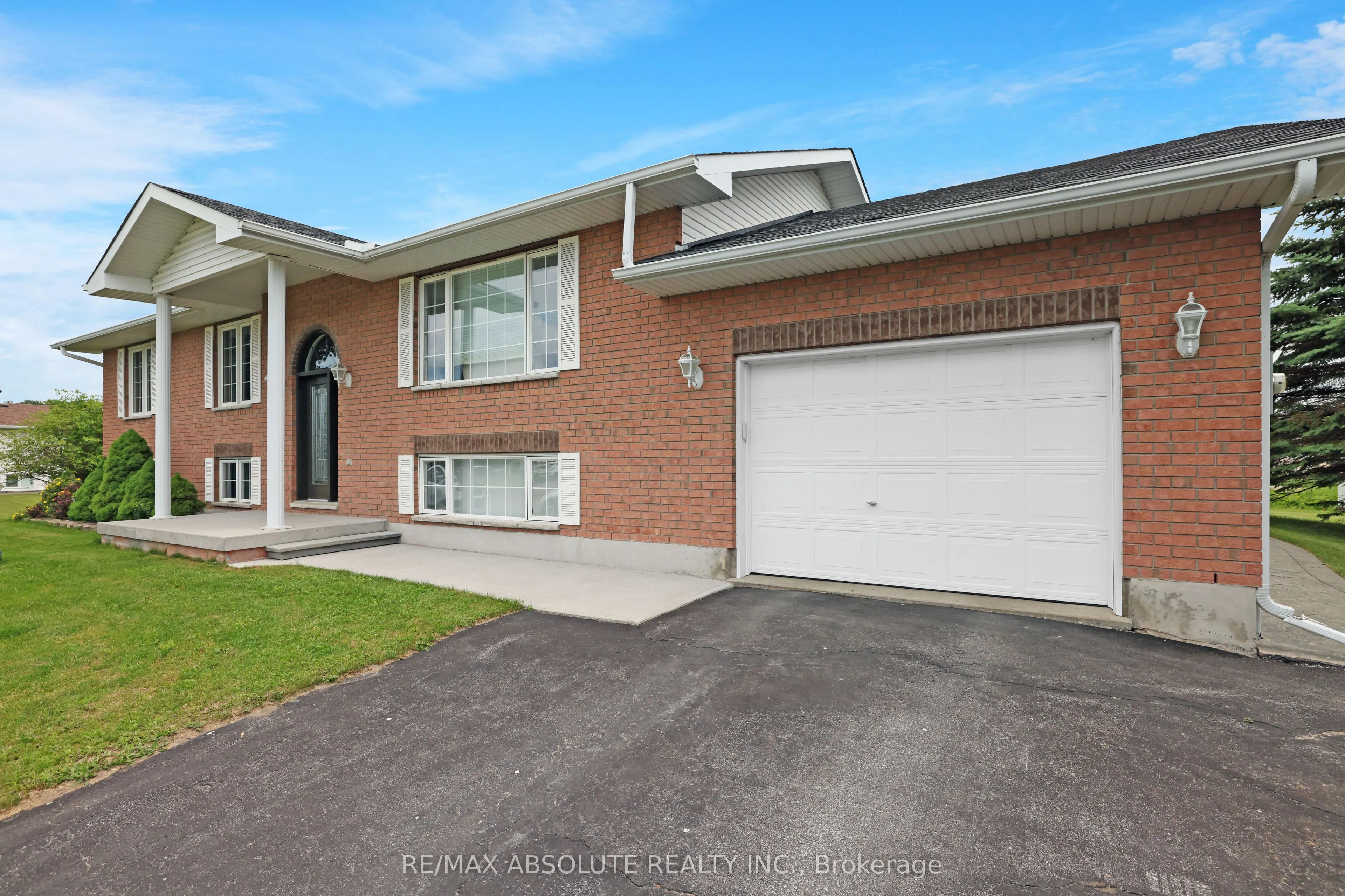 14 Riley Crescent