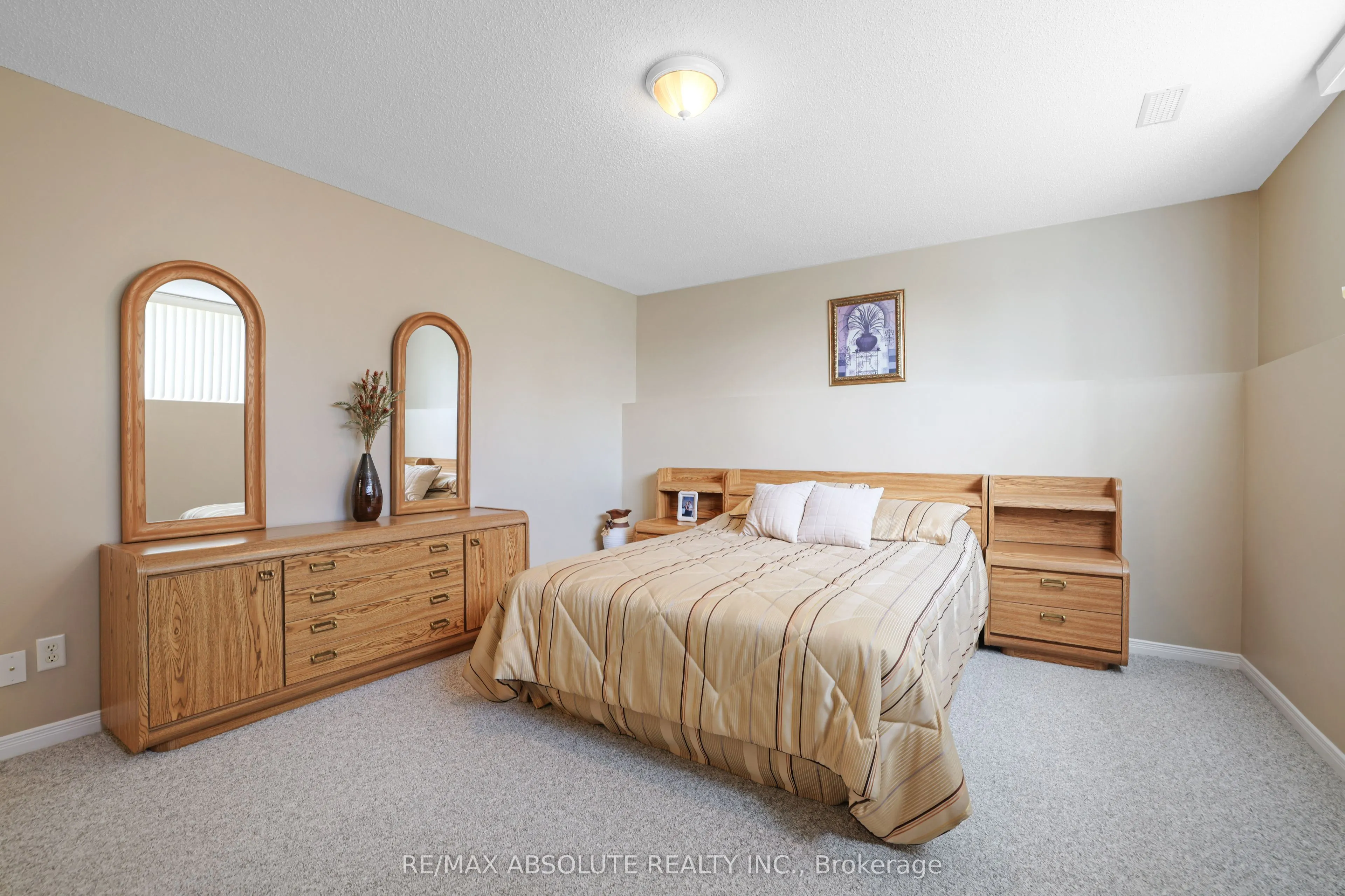 14 Riley Crescent