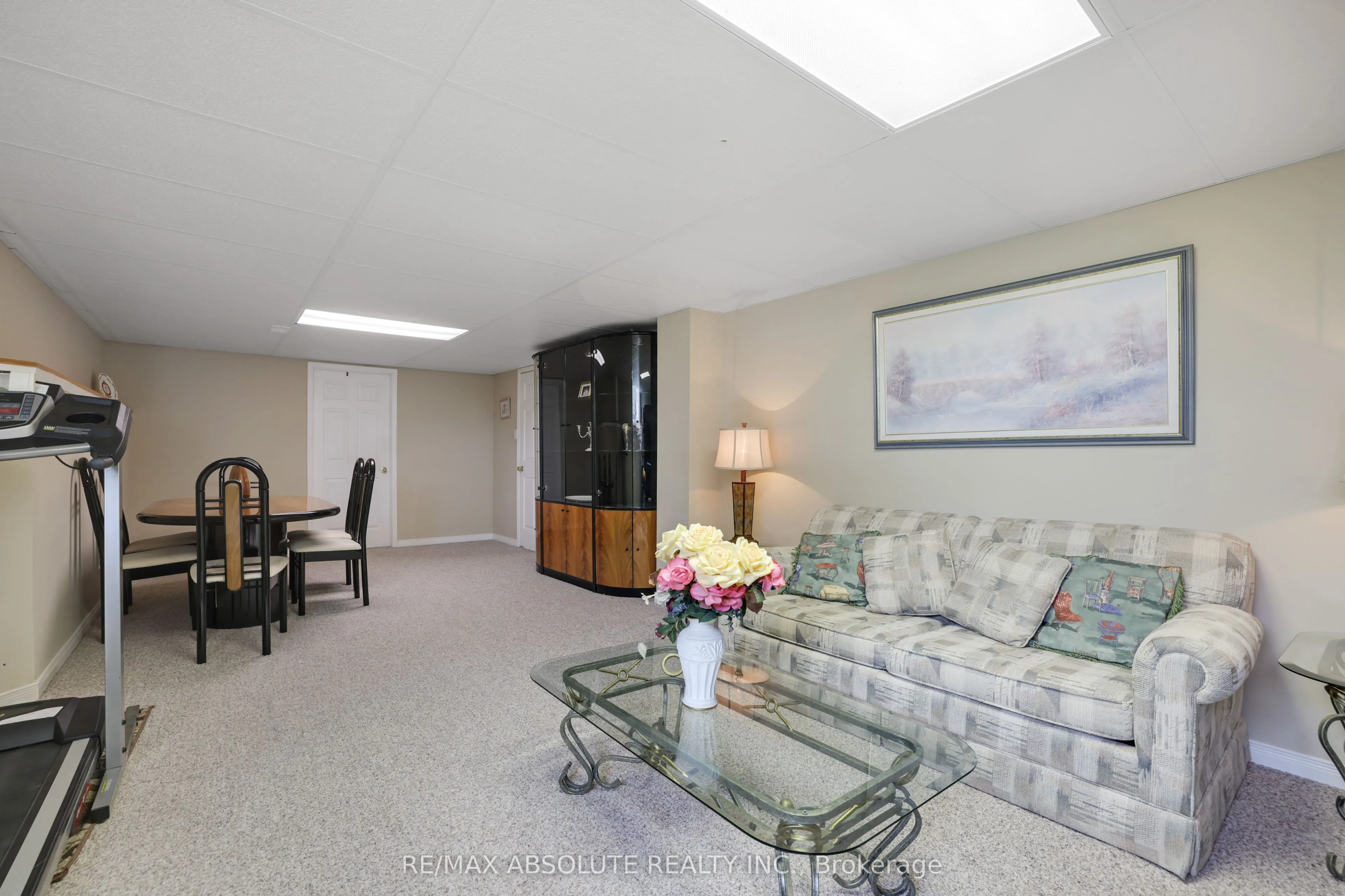 14 Riley Crescent
