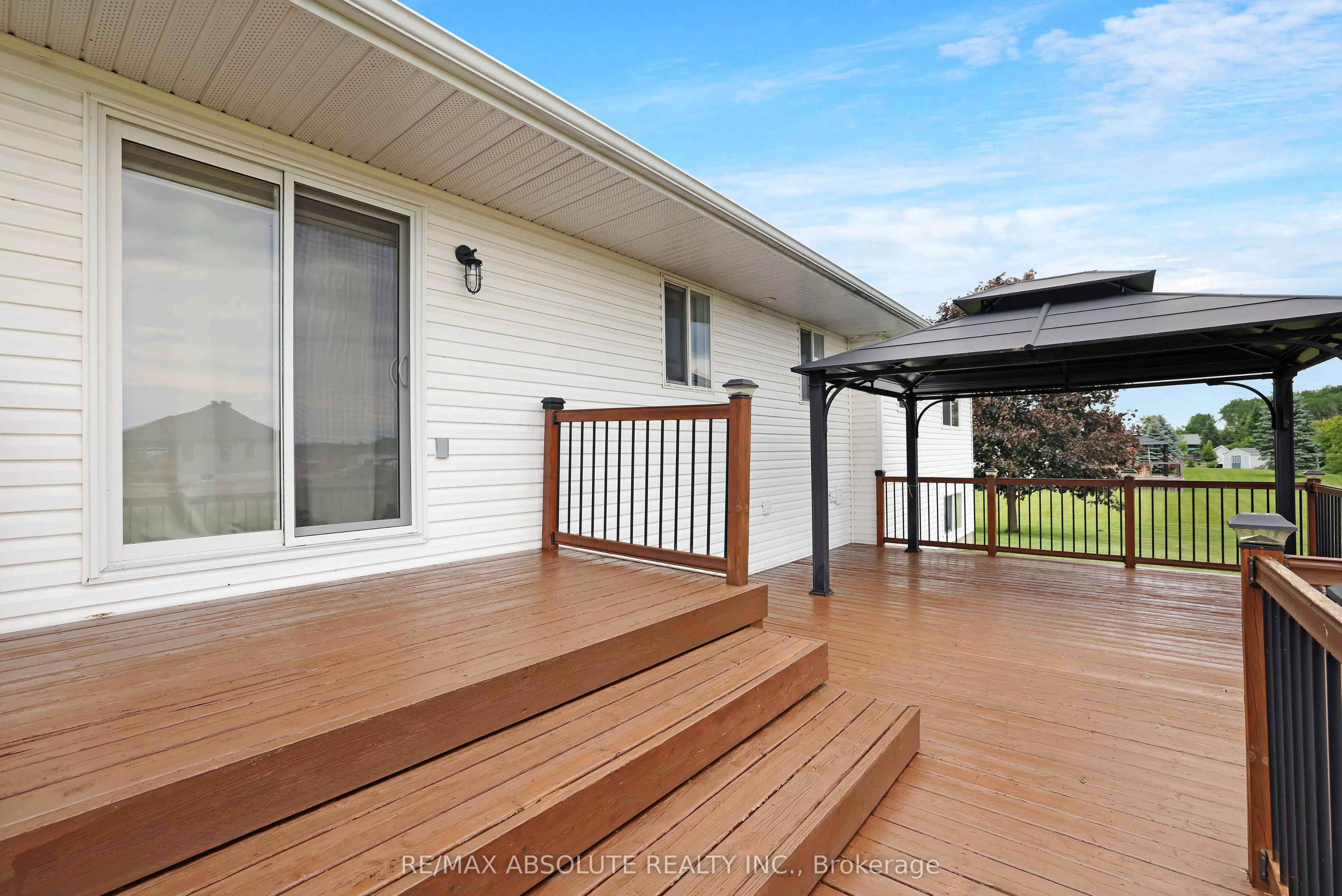 14 Riley Crescent