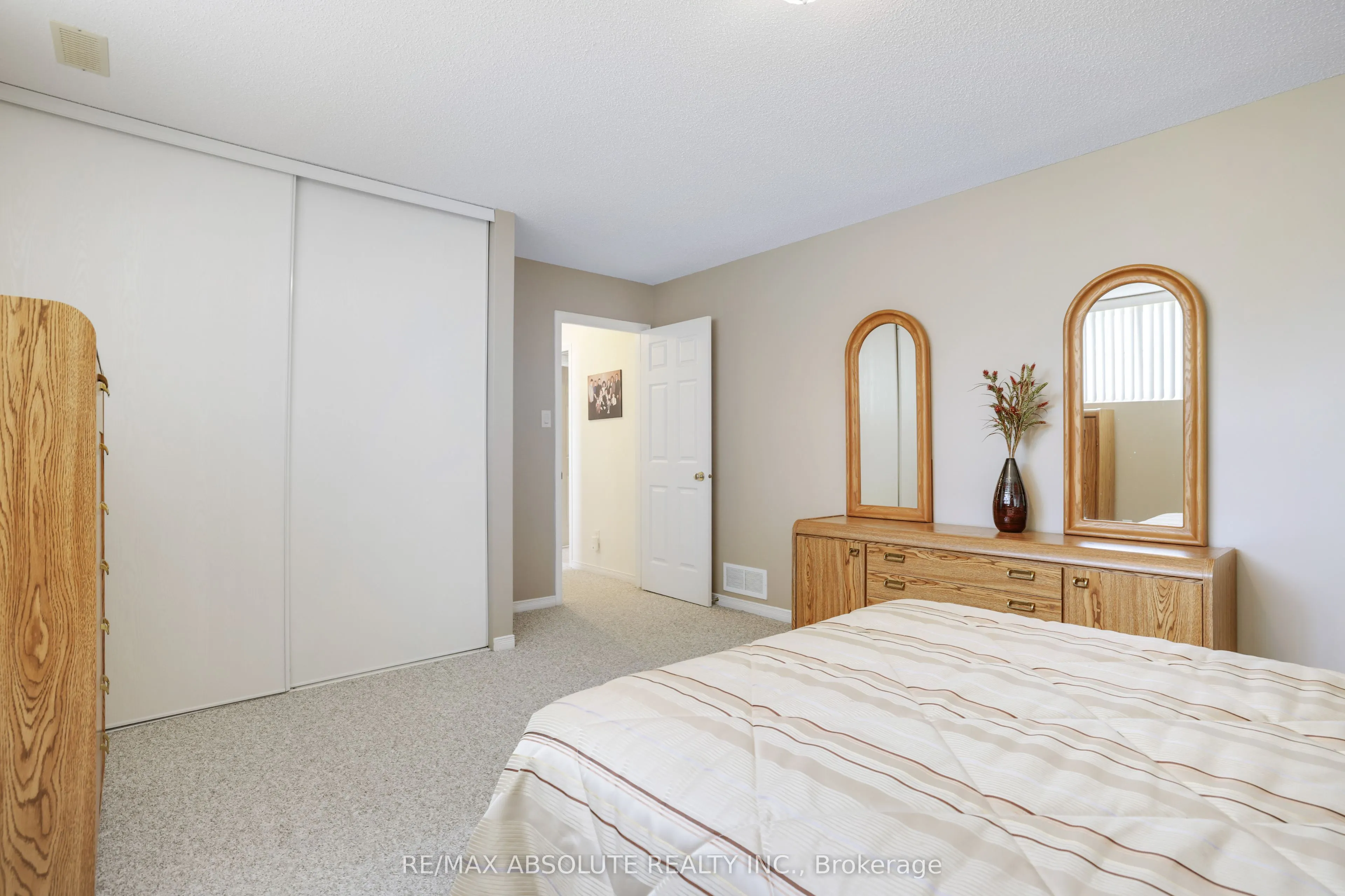 14 Riley Crescent