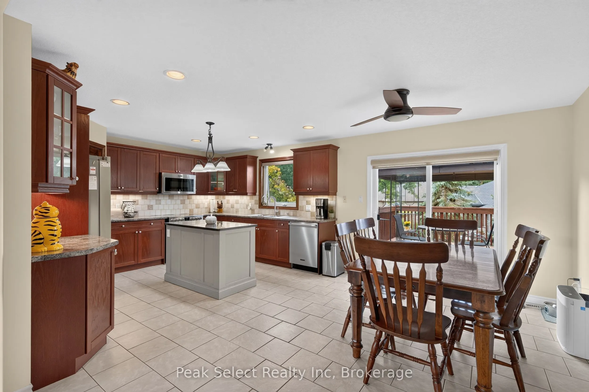 88 Saxonville Court