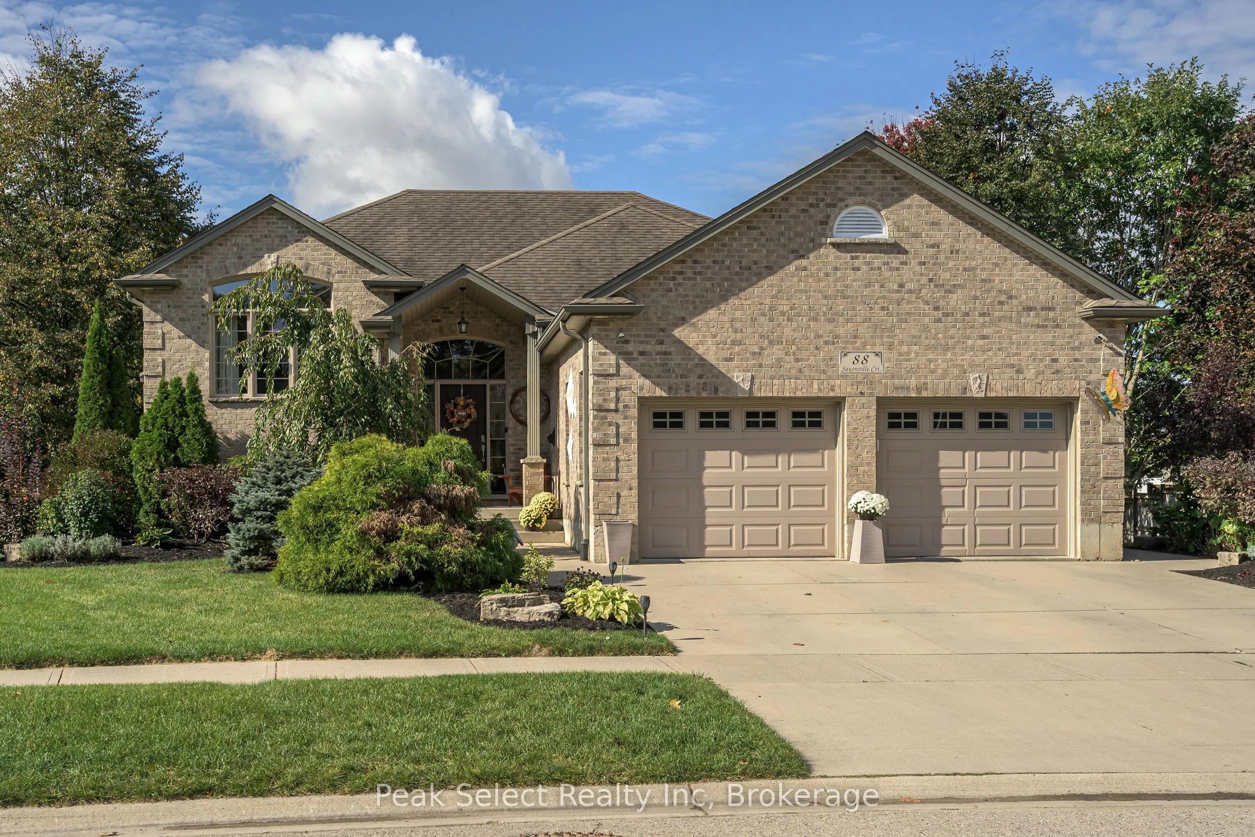 88 Saxonville Court