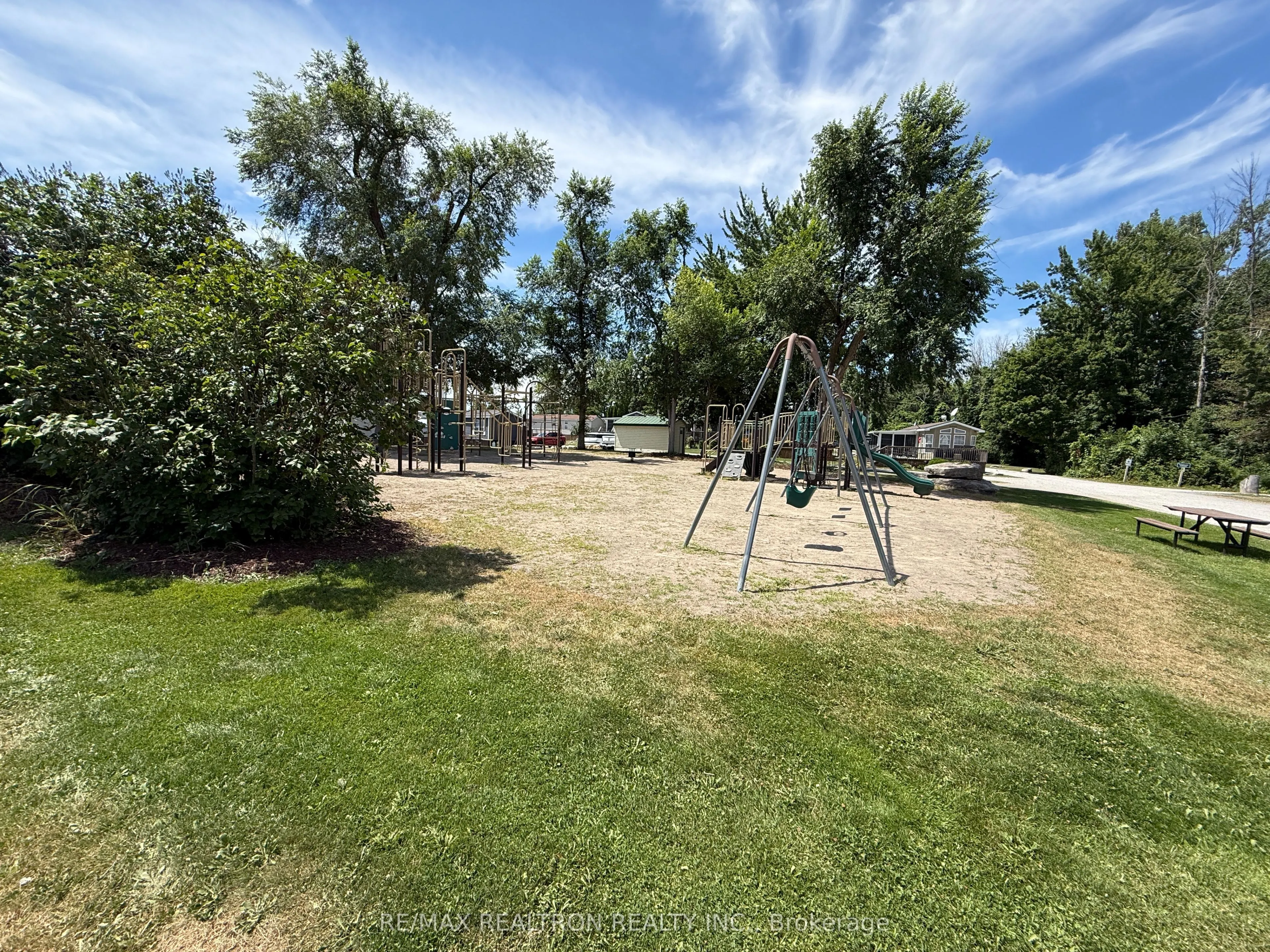171 Woodland Estate Road