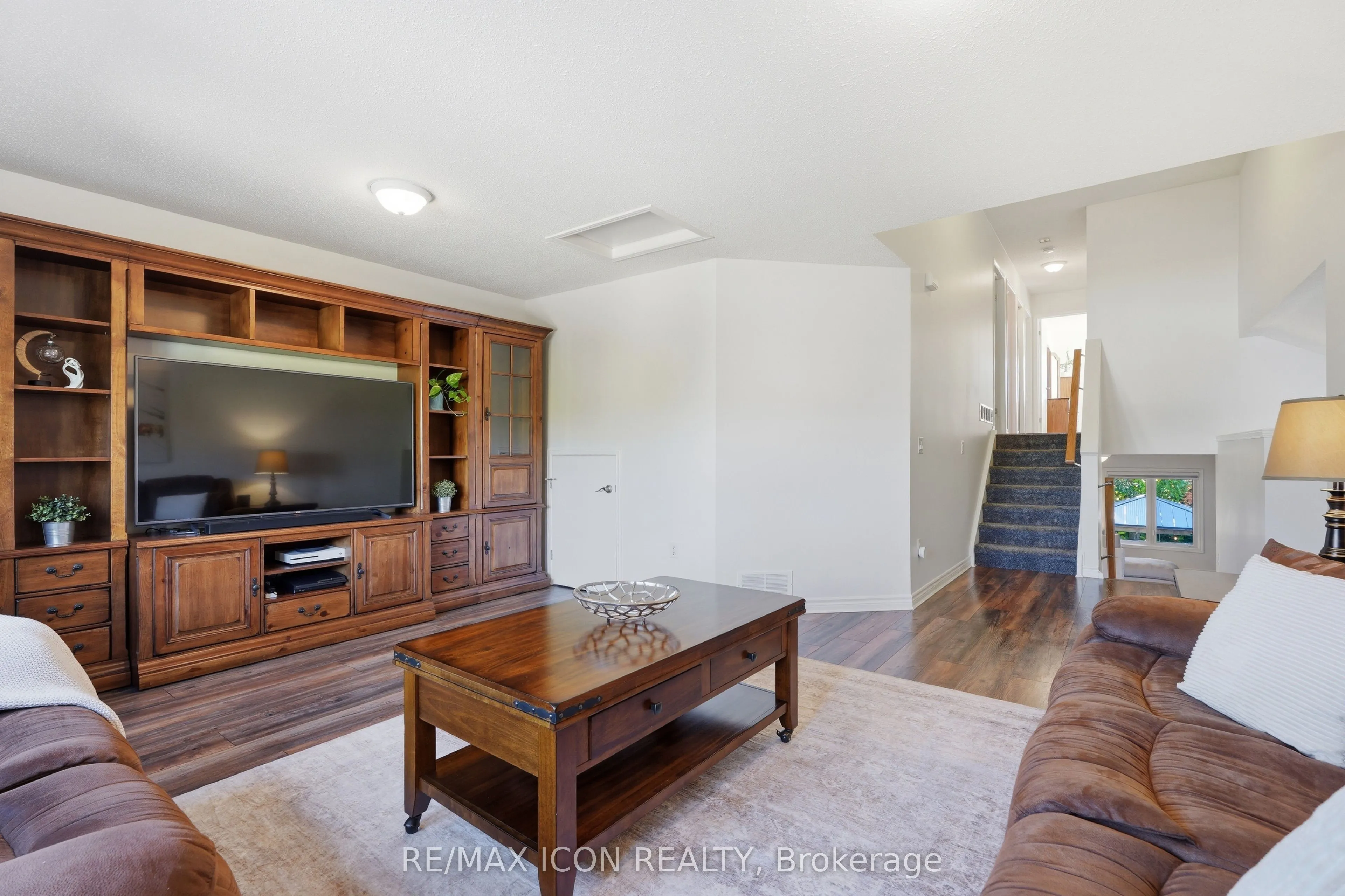 104 Amanda Walk