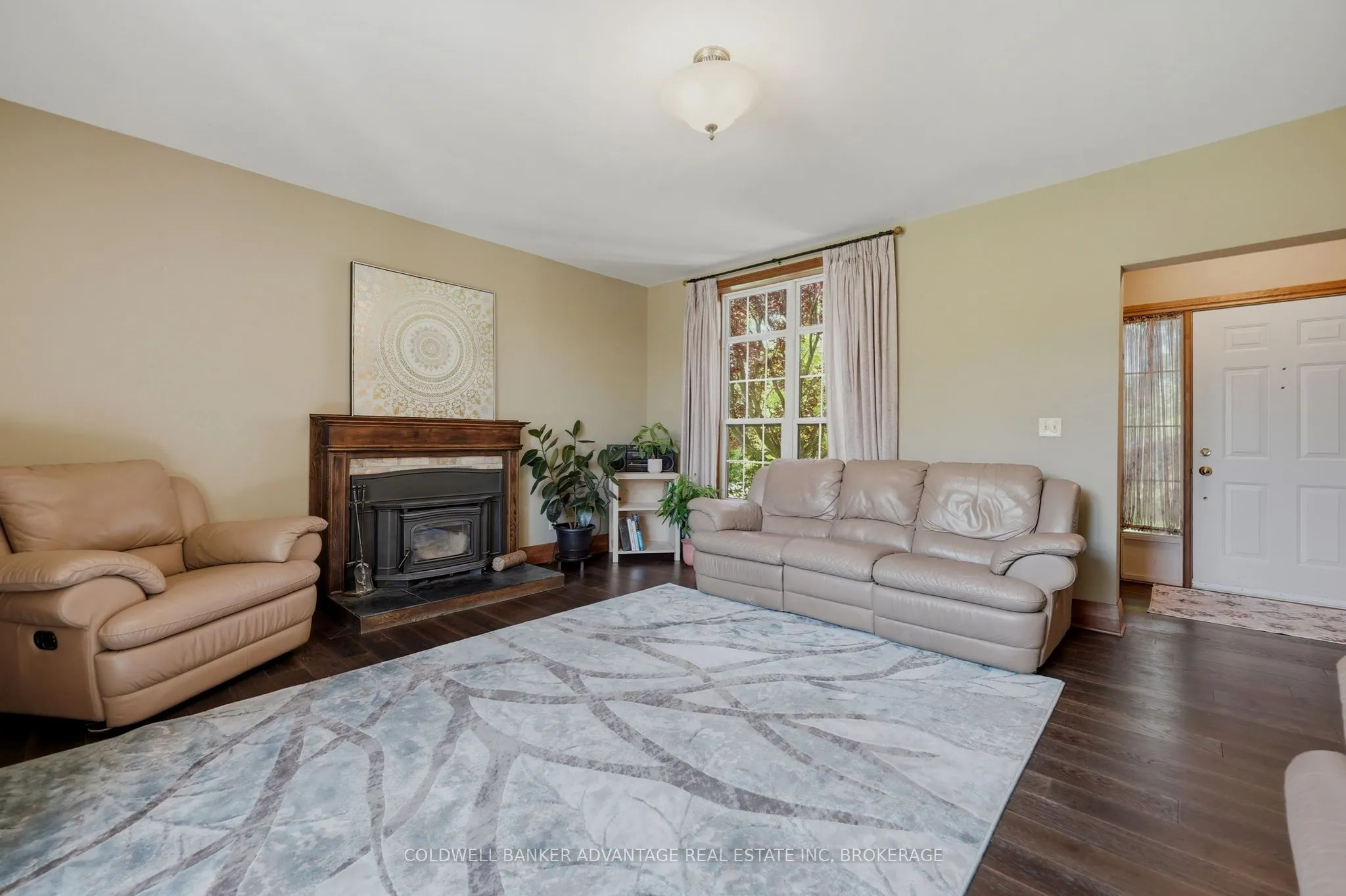 4698 Sandy Cove Drive