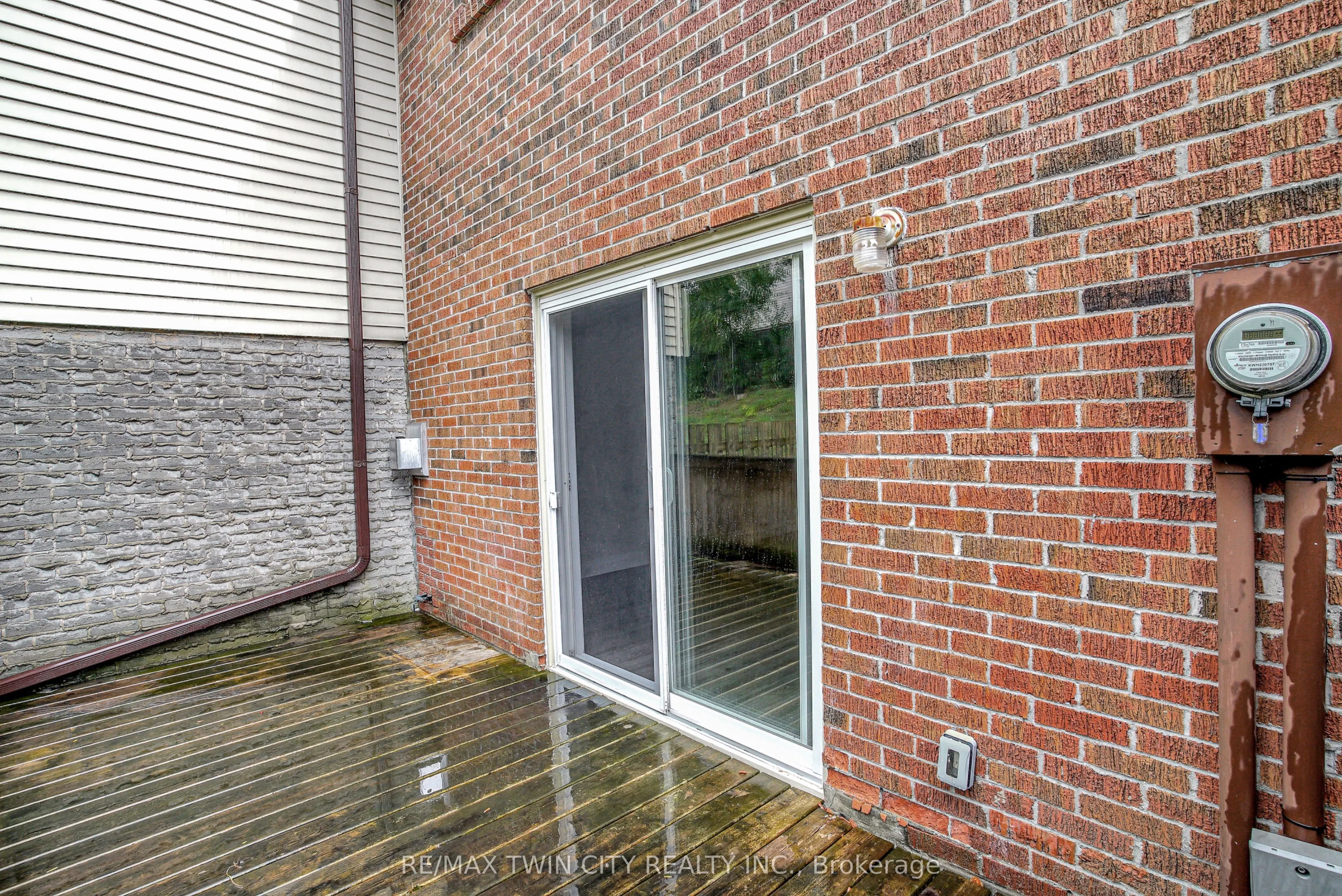 162 Jansen Avenue #25