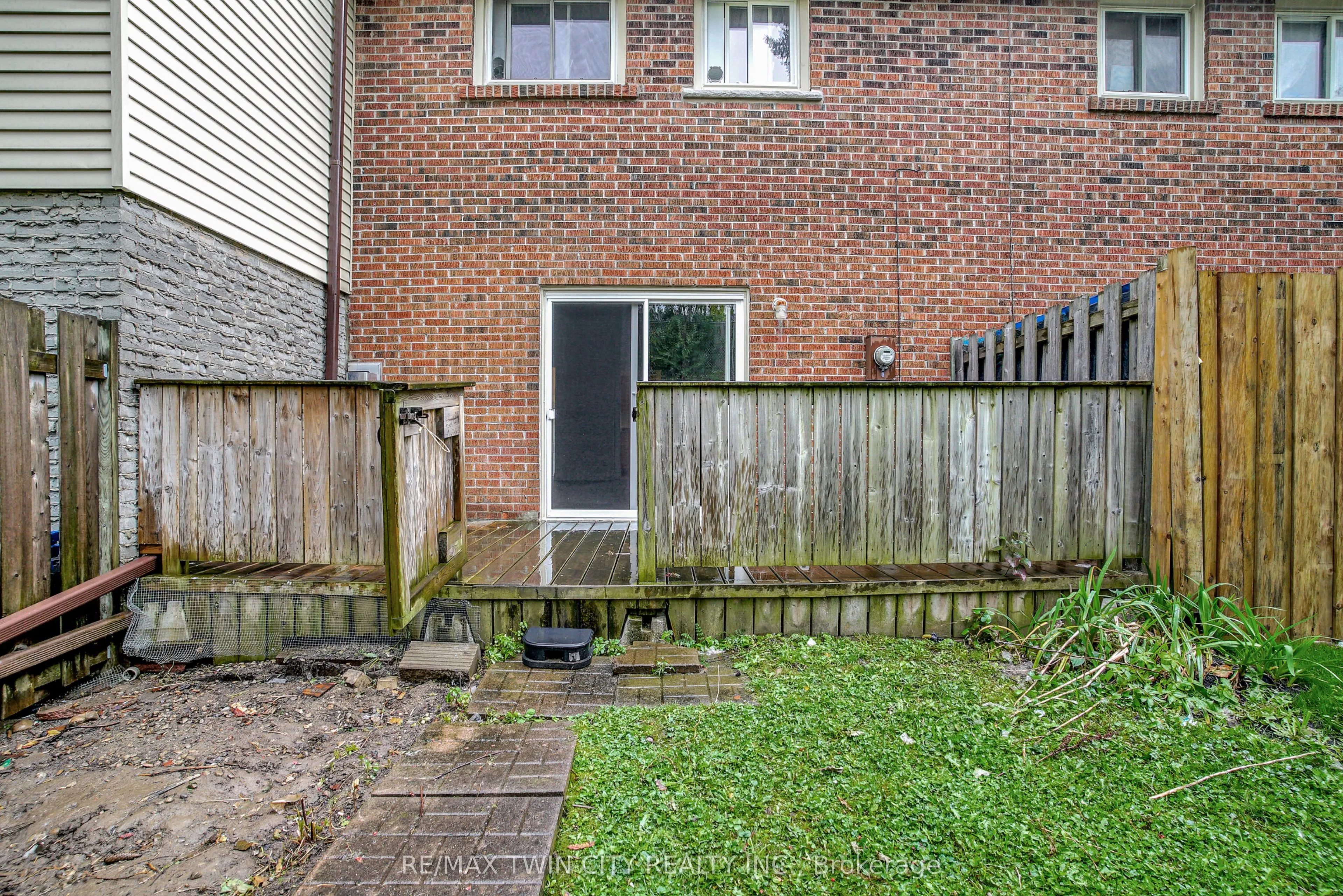 162 Jansen Avenue #25