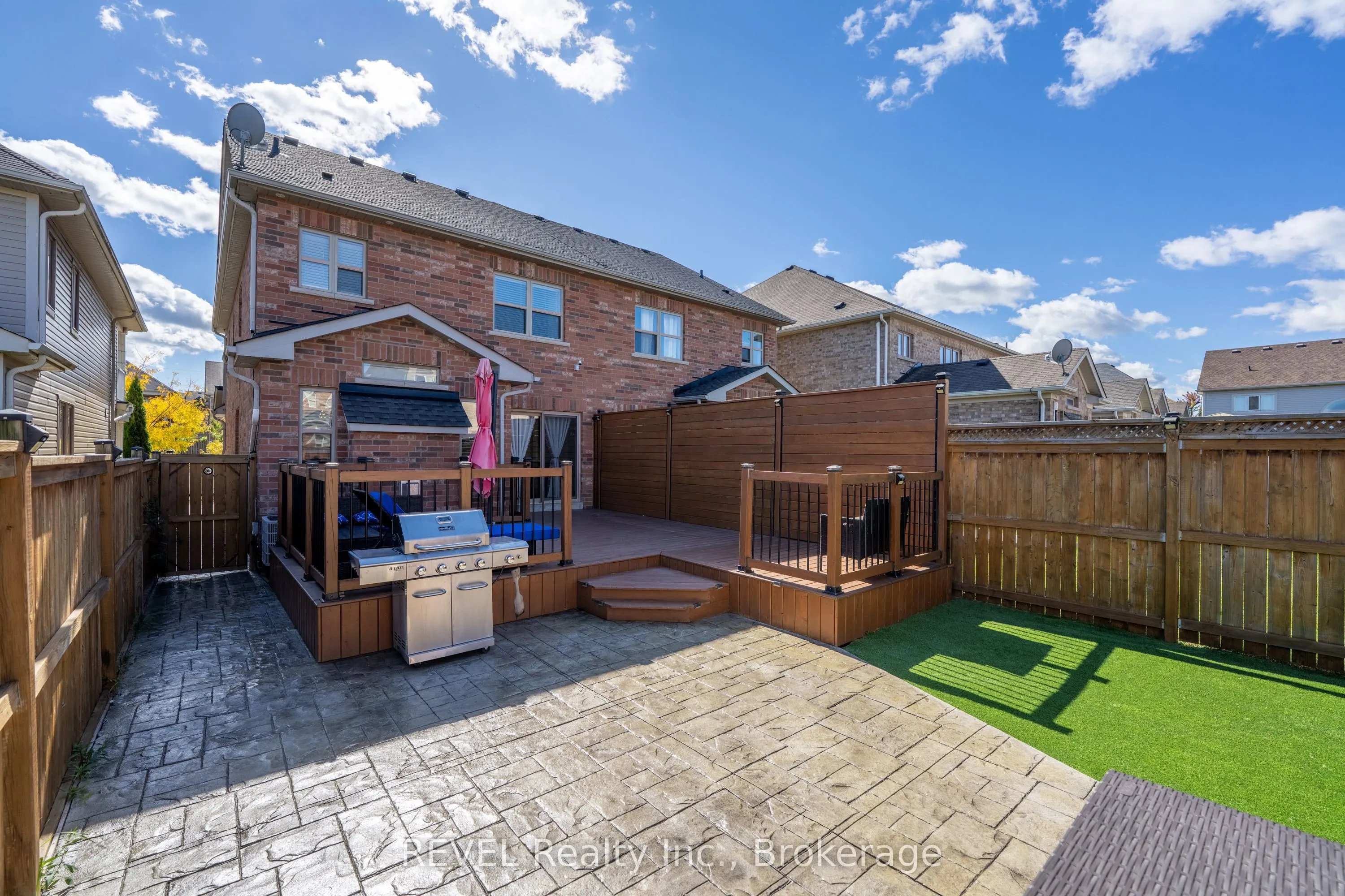 16 Haynes Court