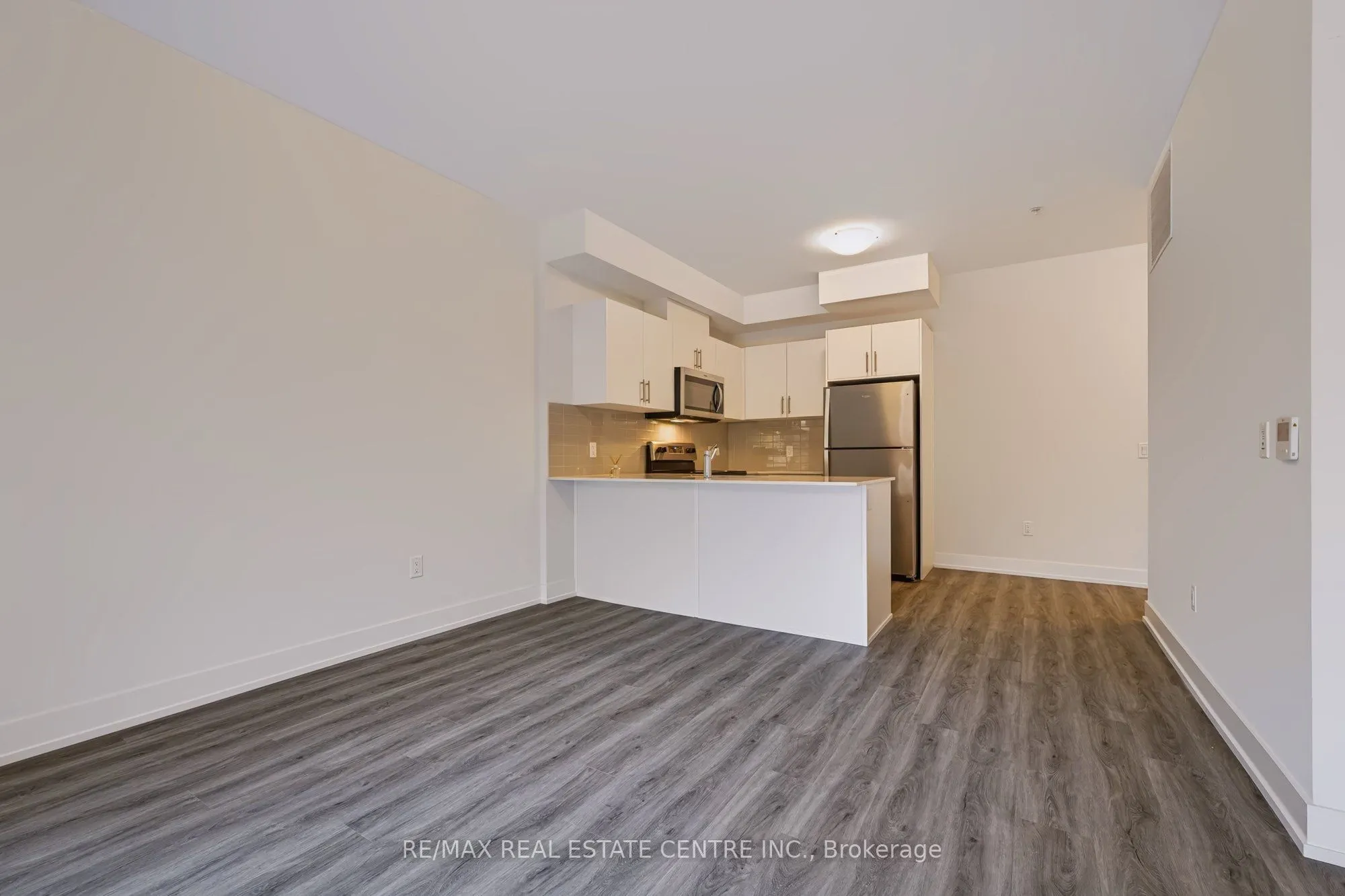 1000 Lackner Place #106