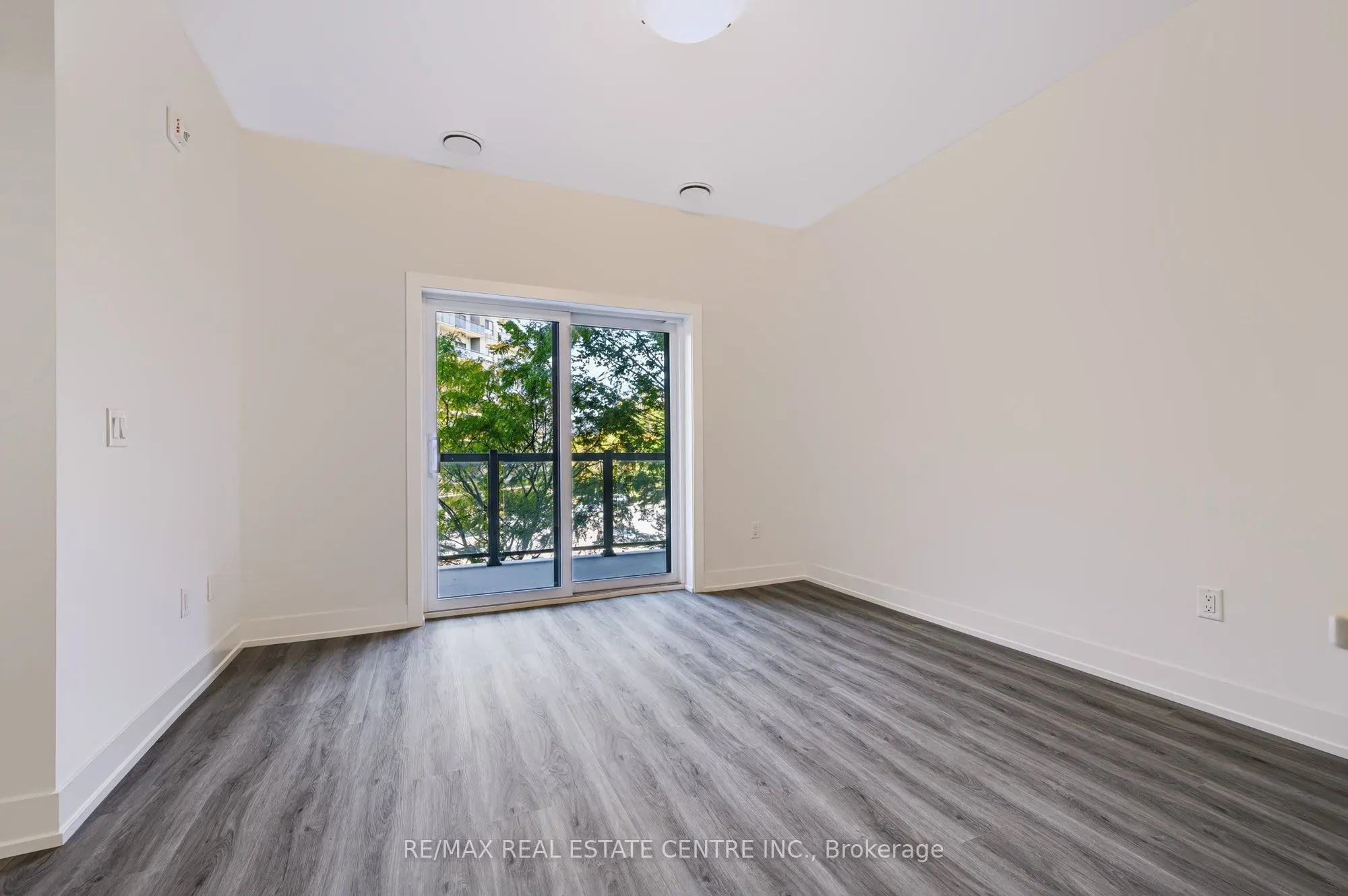 1000 Lackner Place #106