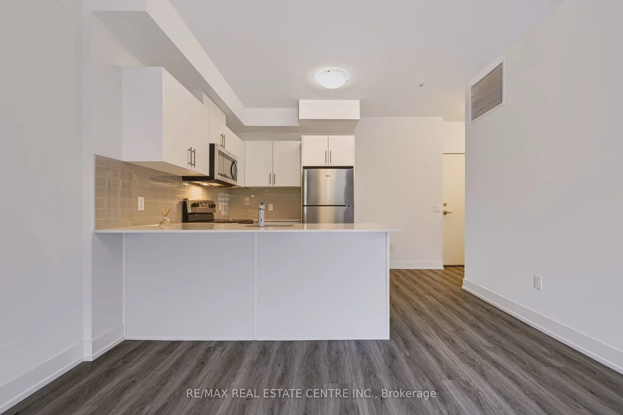 1000 Lackner Place #106