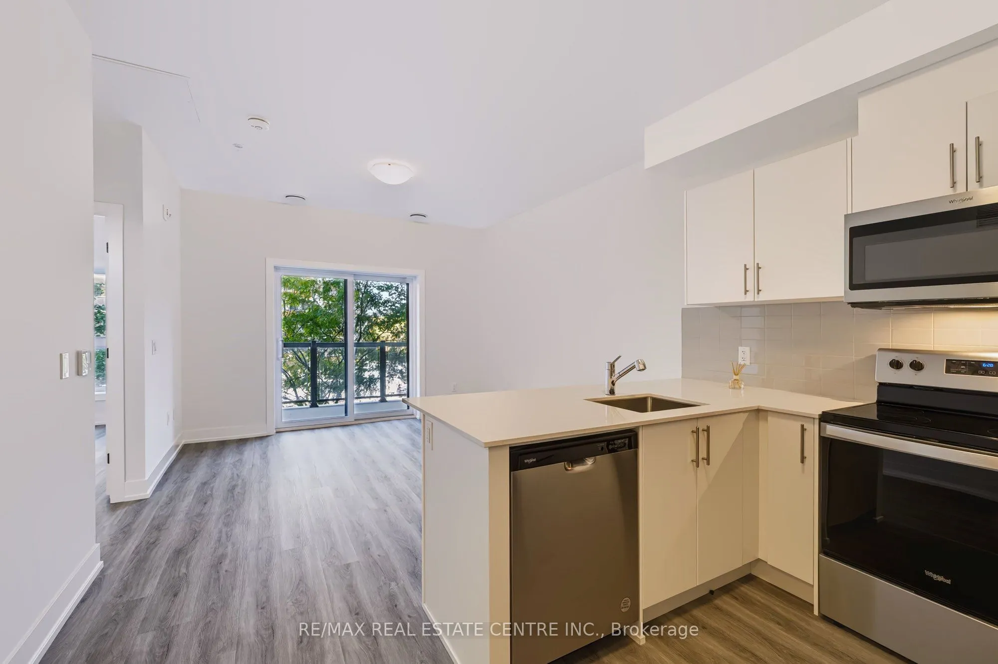 1000 Lackner Place #106