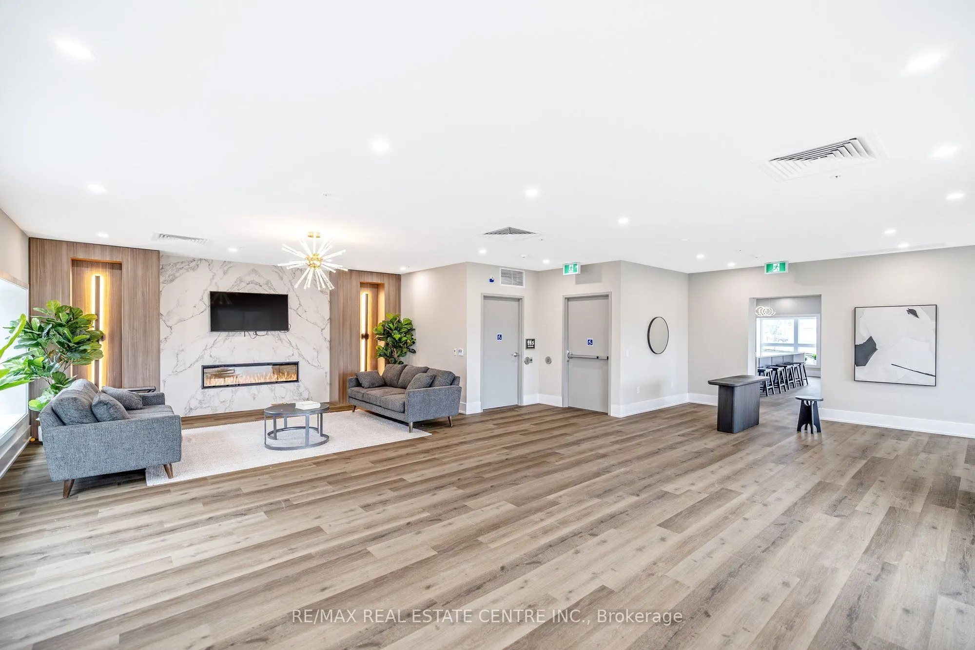 1000 Lackner Place #106