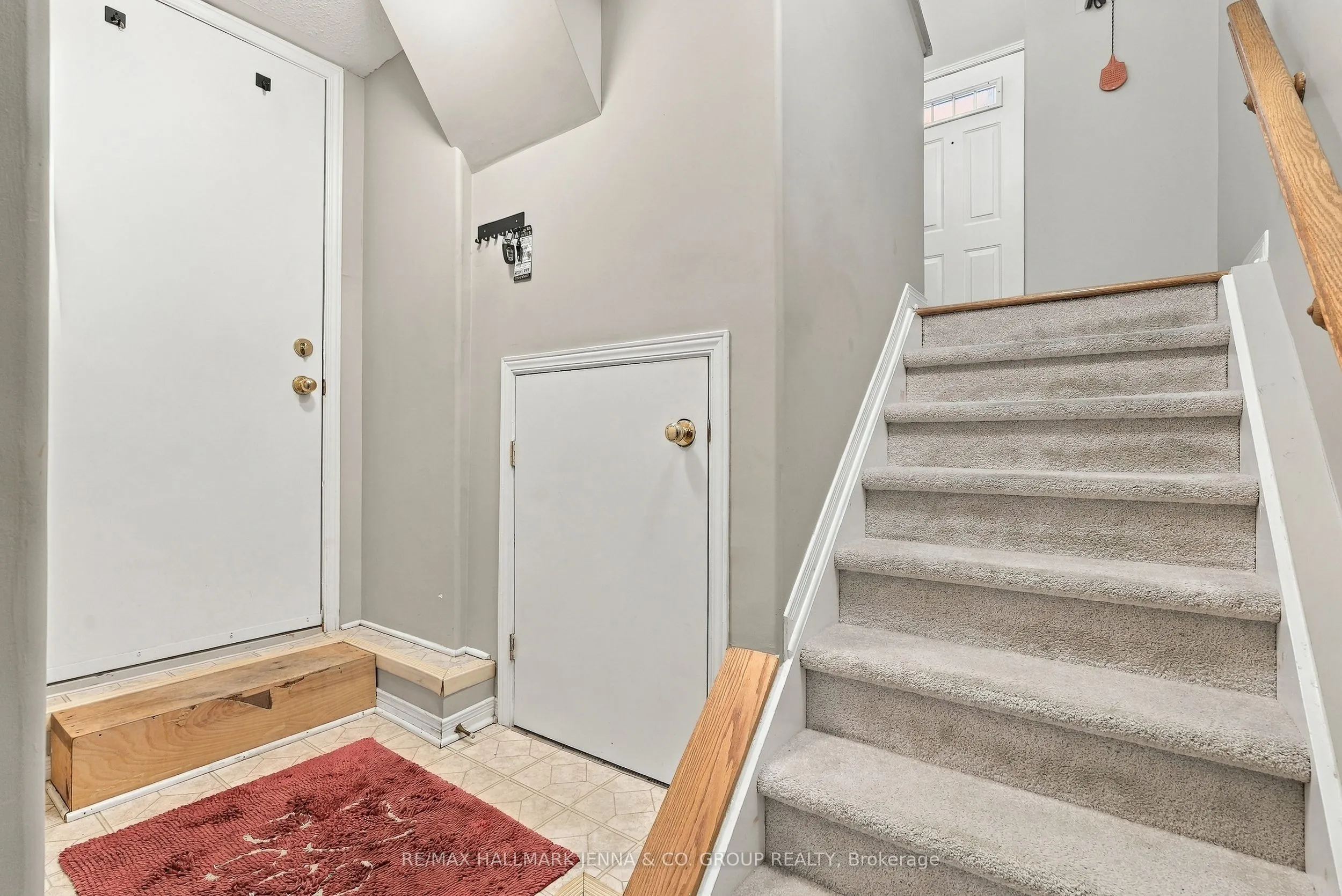 64 Whalings Circle