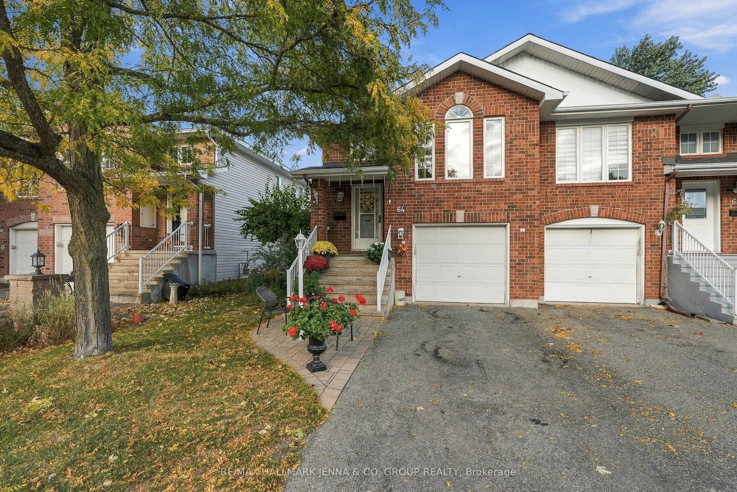 64 Whalings Circle