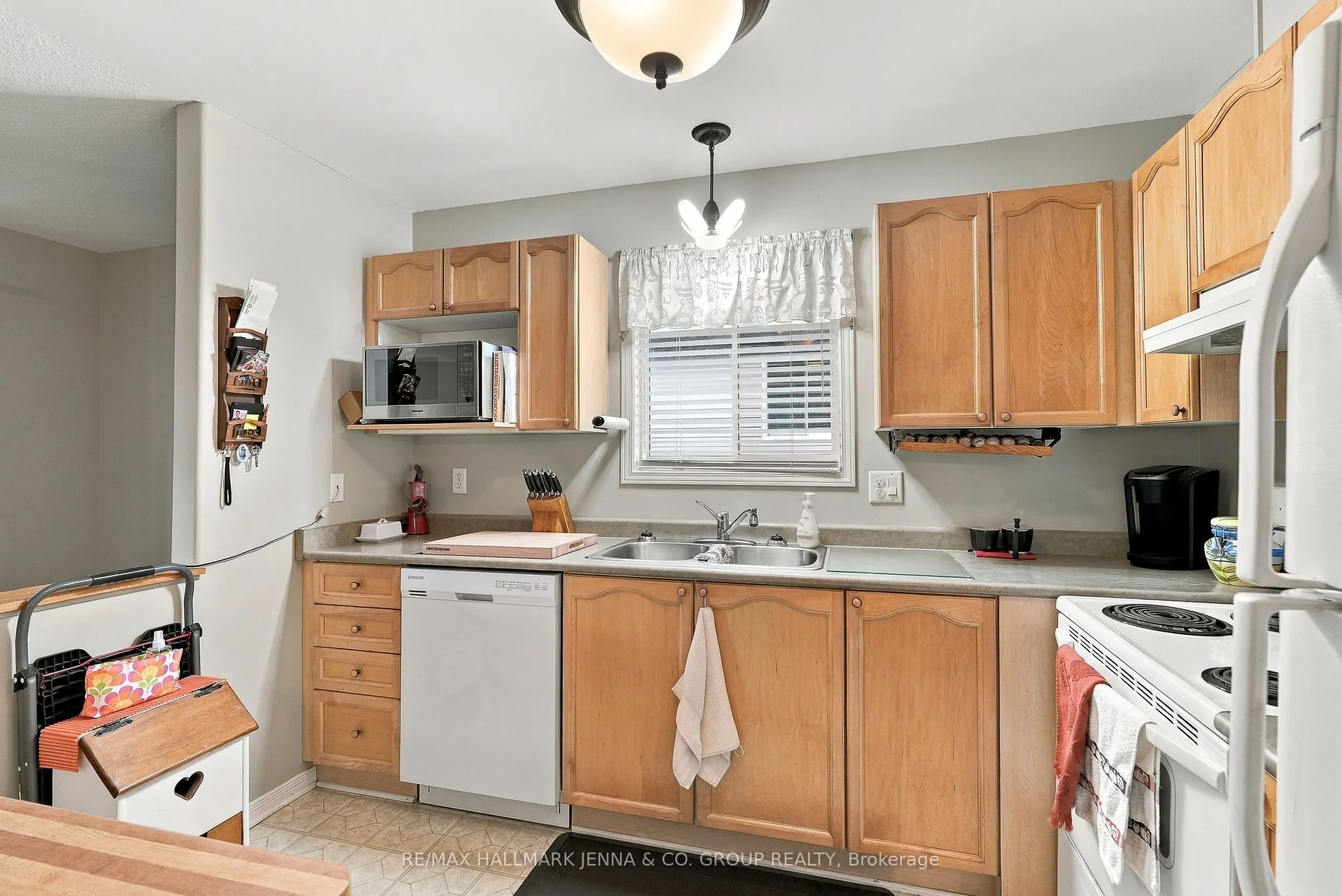 64 Whalings Circle