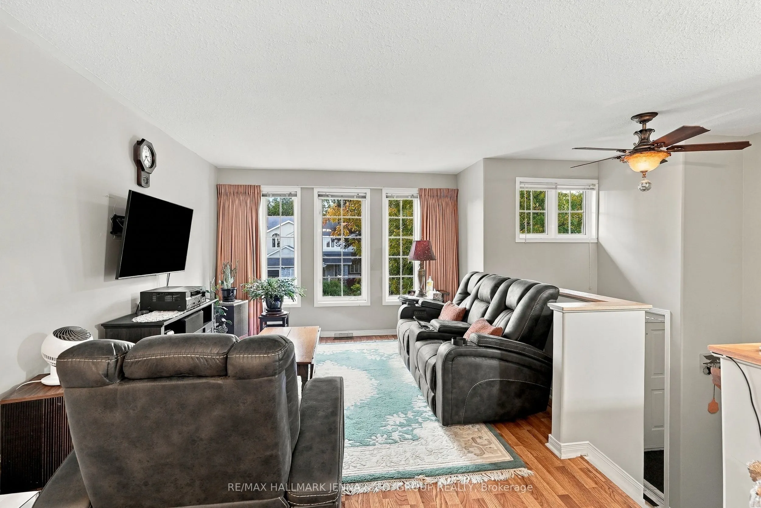 64 Whalings Circle