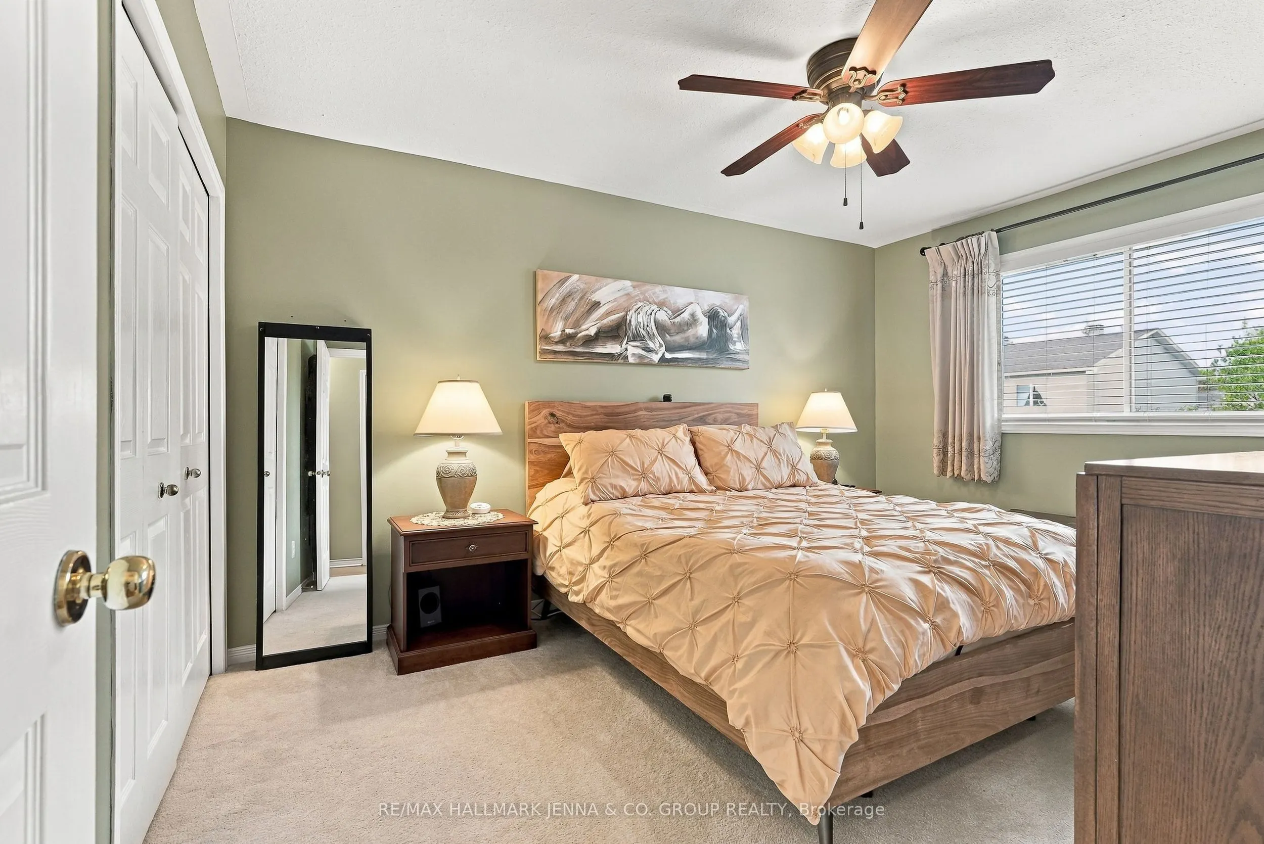 64 Whalings Circle