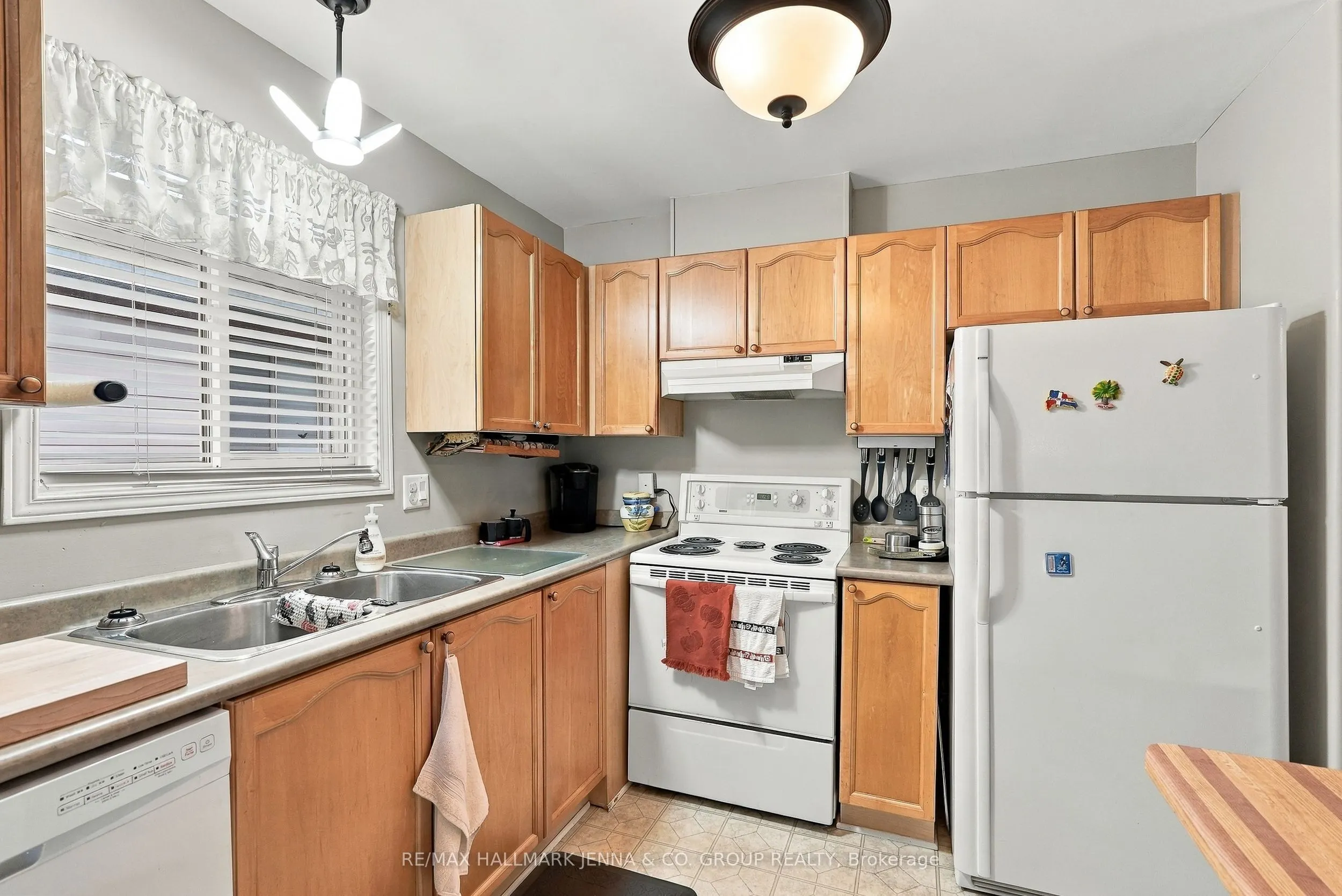 64 Whalings Circle